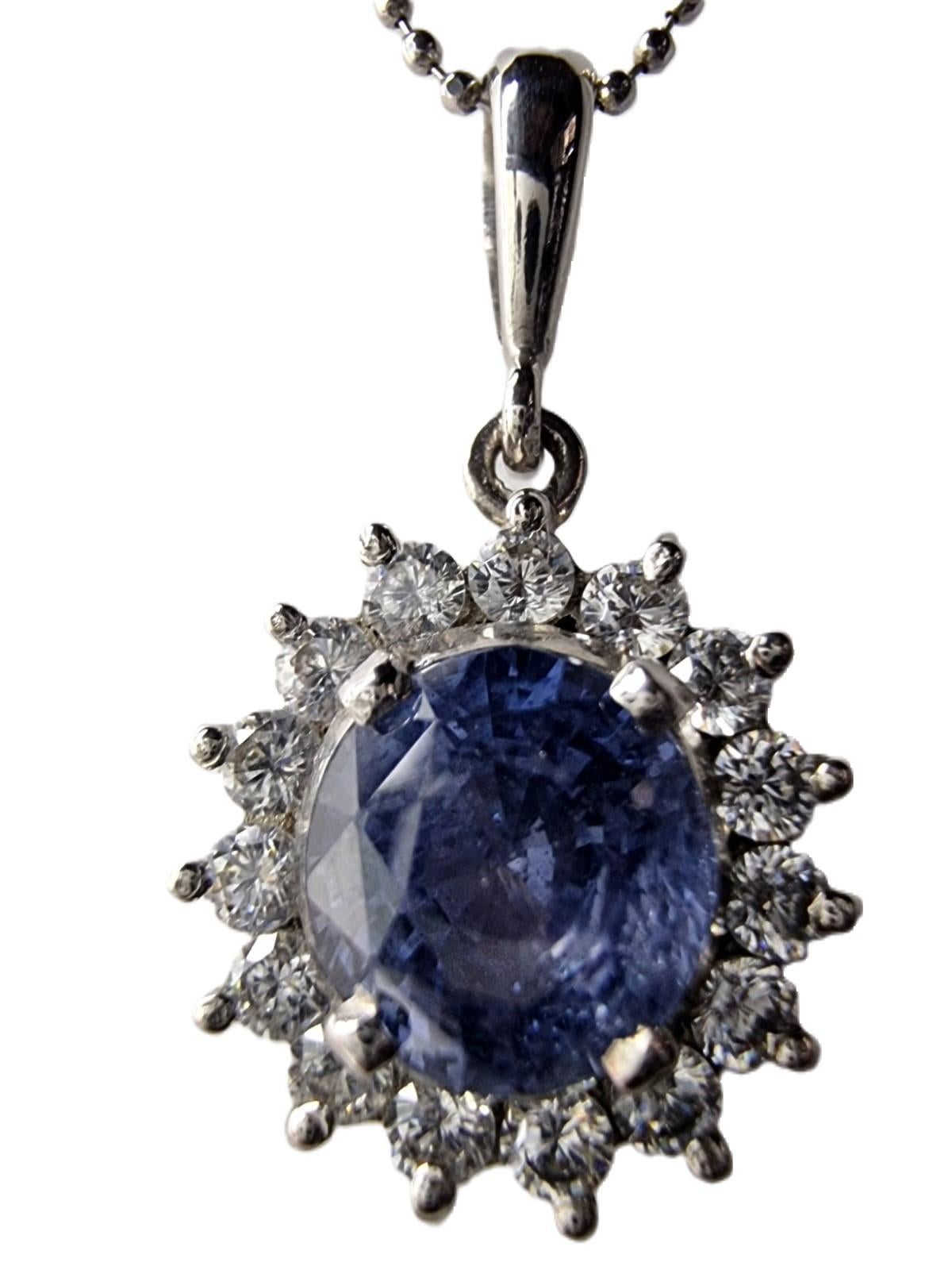 Feast your eyes on Hannaboya's  stunning 3ct Round Cut Natural Blue Sapphire Pendant Necklace, a true embodiment of timeless beauty and elegance. This remarkable pendant features a genuine 3-carat round-cut blue sapphire at its heart, measuring 9mm