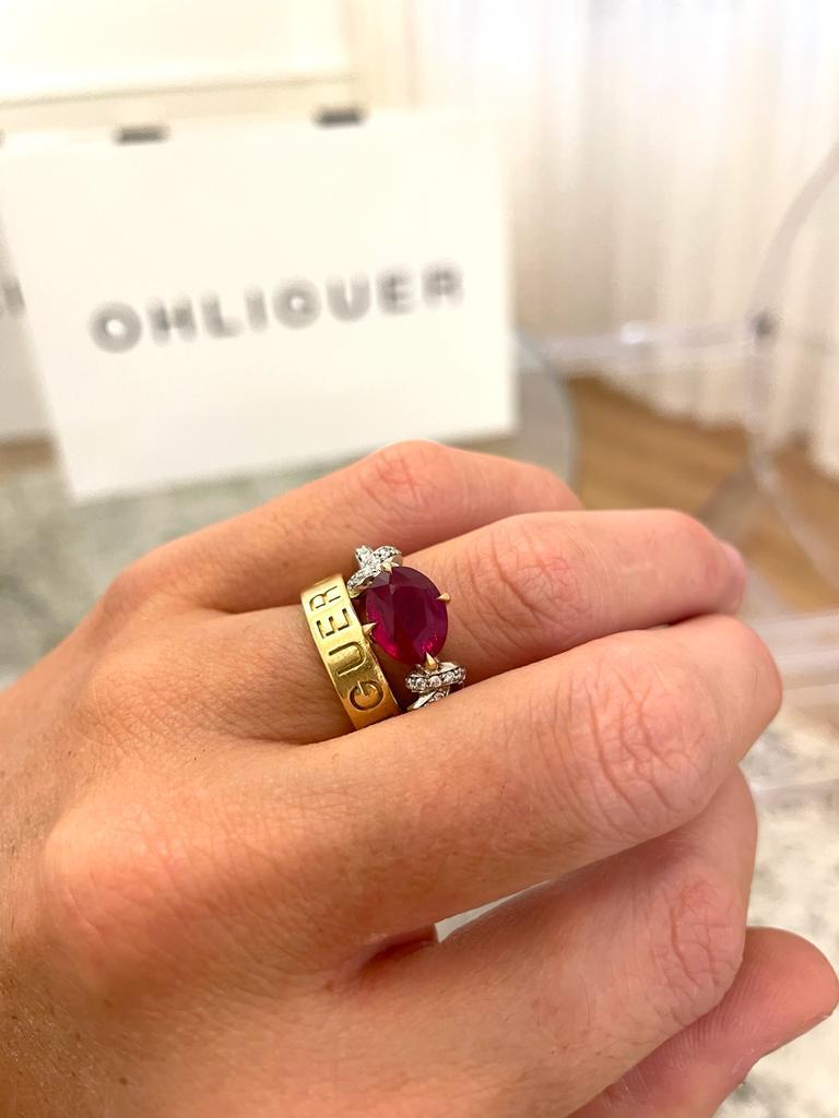 Bague en or 18ct sertie de tourmaline rubelite 3ct et d'un nœud 