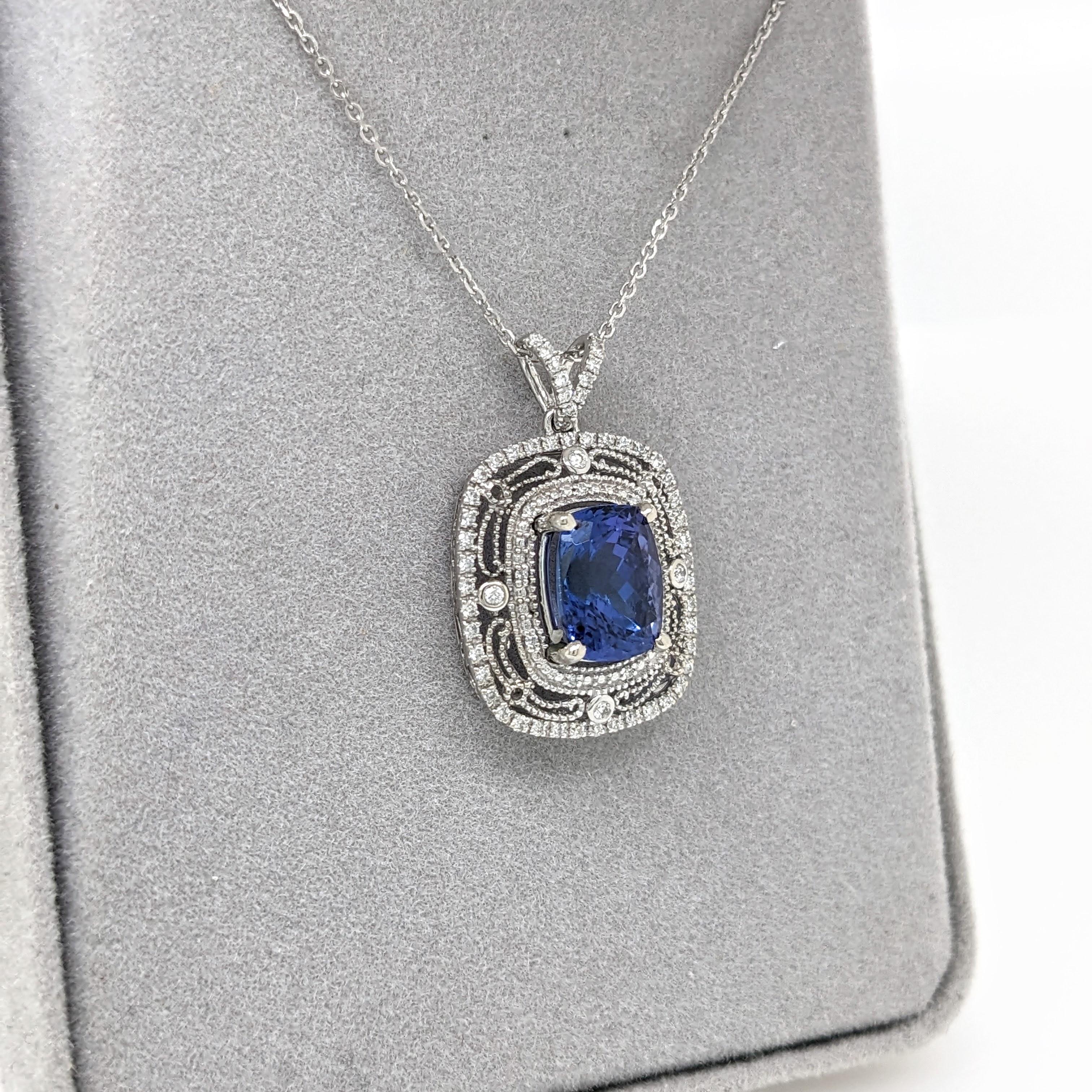 Taille coussin Pendentif avec tanzanite de 3 carats et diamants extraits de la terre en or blanc massif 14 carats CU 10 x 8 mm en vente