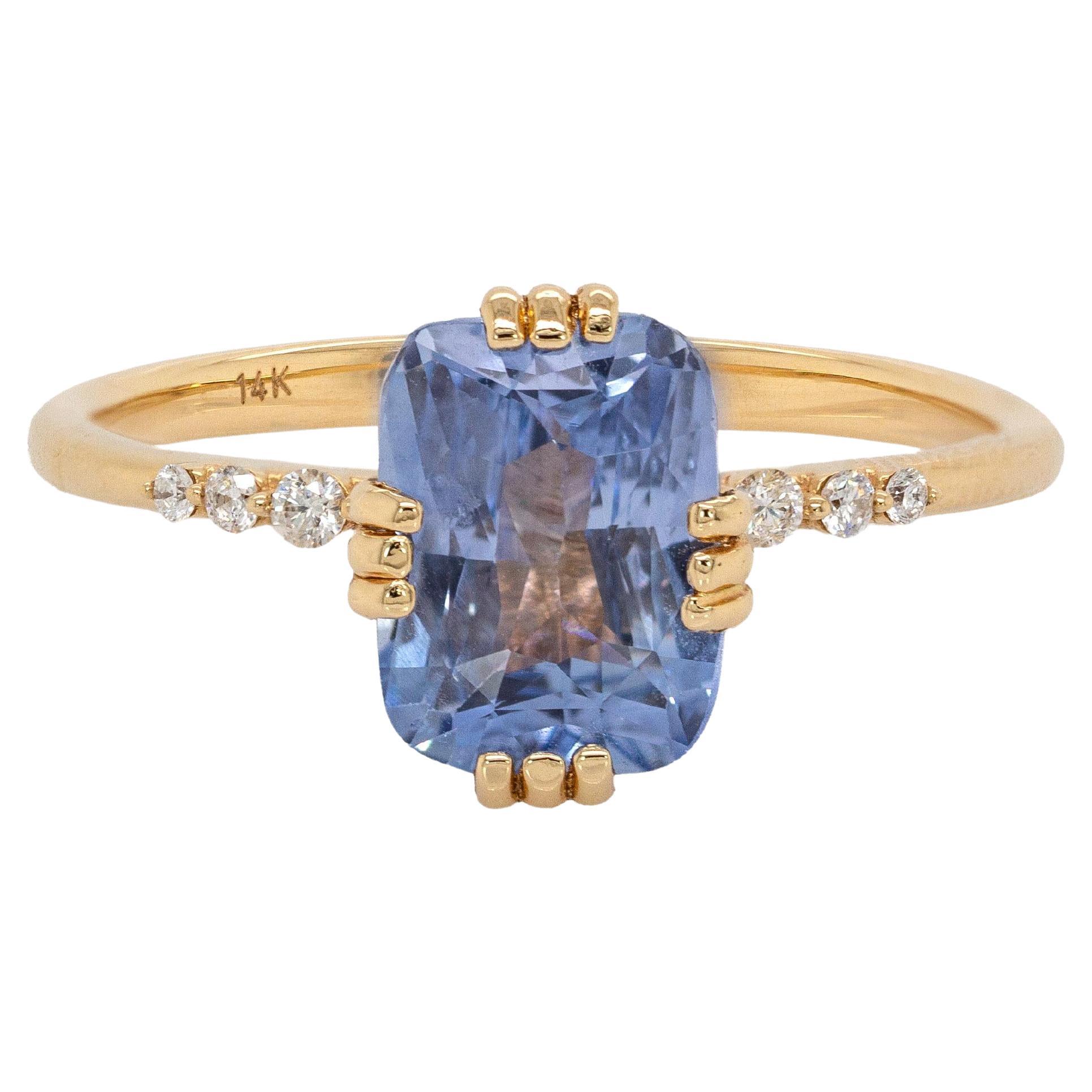 3cts Kornblumenblauer Saphir und natürliche Diamant Akzente Ring in 14K massivem Gold im Angebot