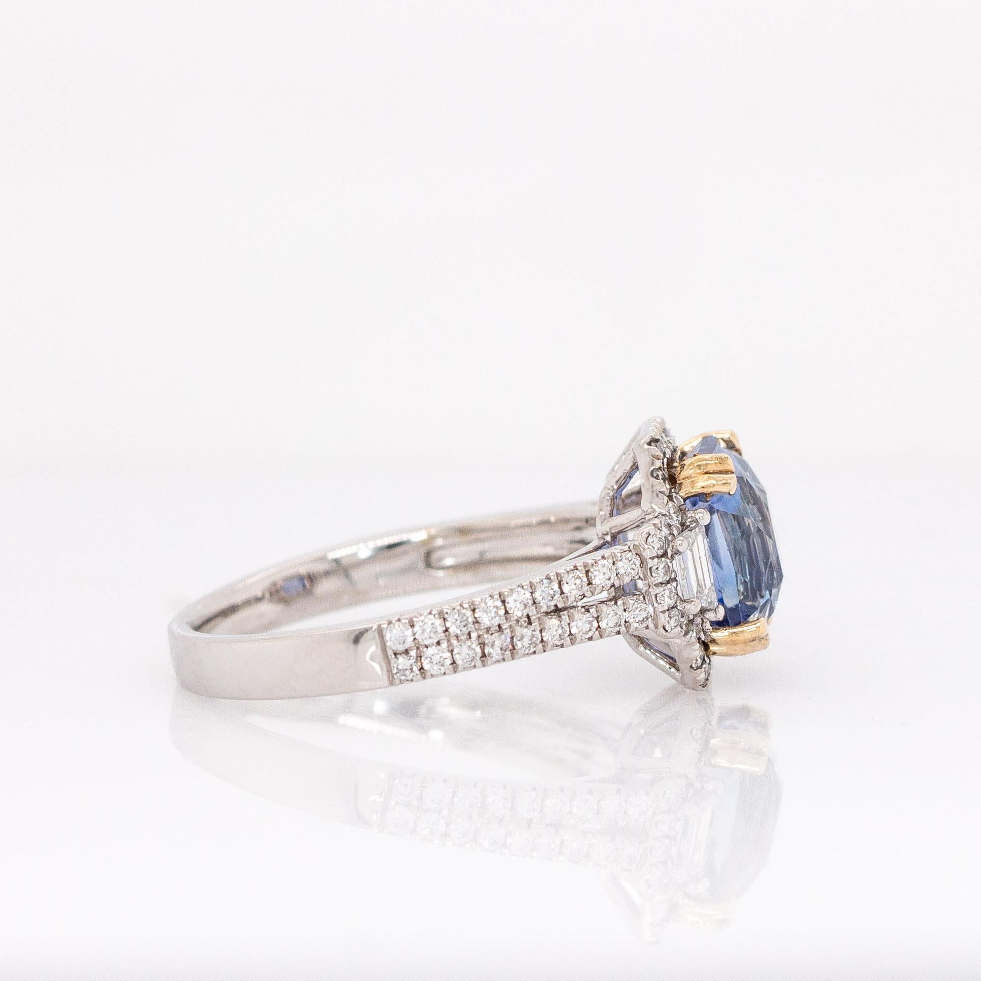 Bague en saphir bleu bleu de 3cts avec diamants Nature : Or bicolore 14K Neuf - En vente à Columbus, OH