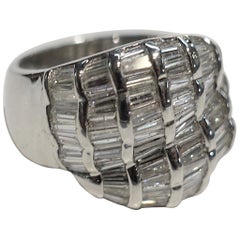 3cts VS Baguette Diamonds, 18kt Gold Ring, Sz 5