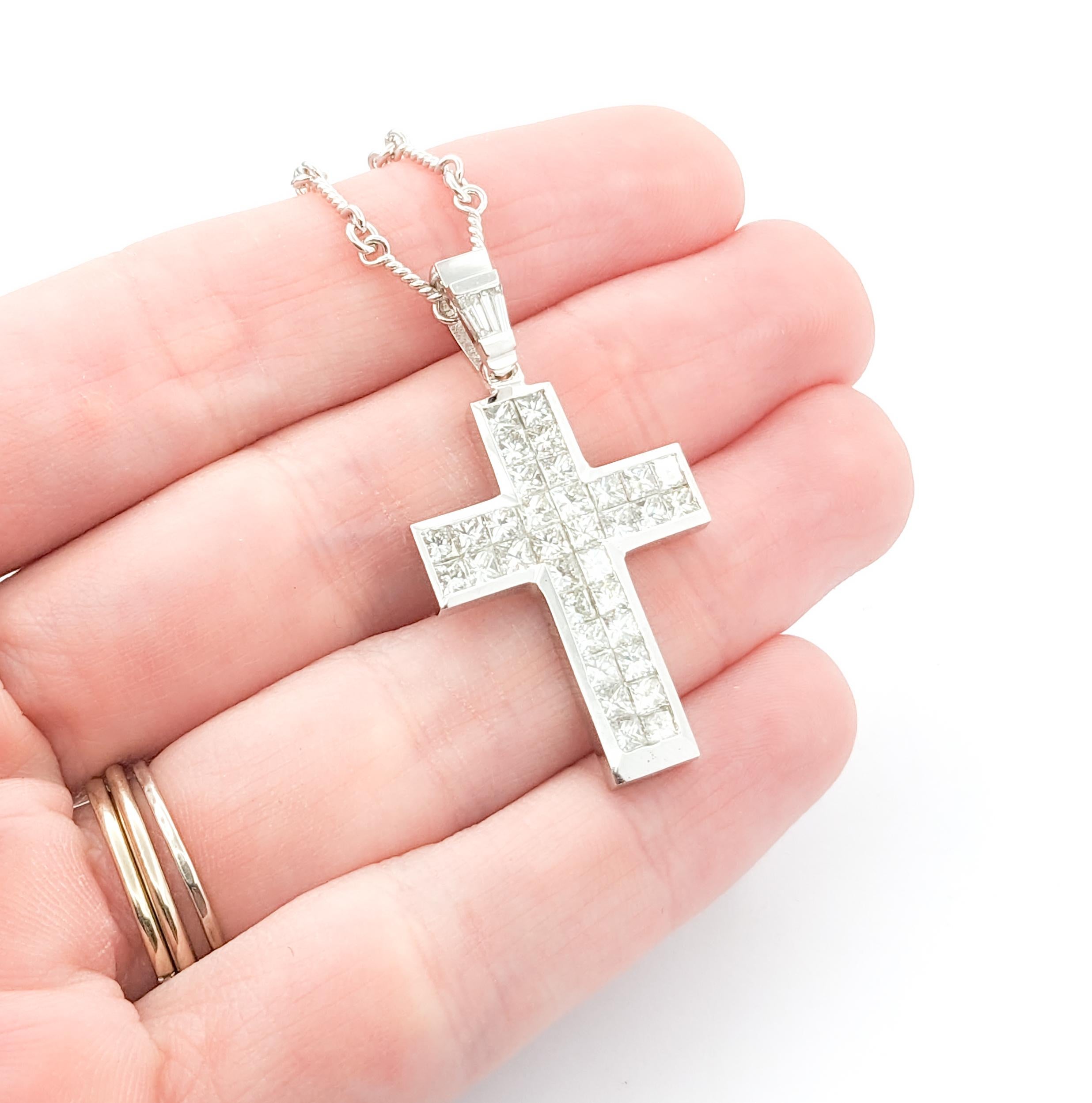 3.ctw Diamond Cross Pendant In White Gold W/Chain

This distinguished Diamond Fashion Pendant features a cross design, beautifully crafted in 18kt white gold. It is adorned with 3.00ctw of meticulously arranged princess and baguette diamonds,