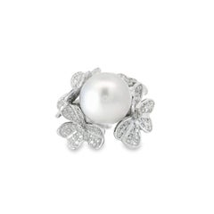 3D Flower and Ribbon Diamond Pavé Ring with Silver White South Sea Pearl