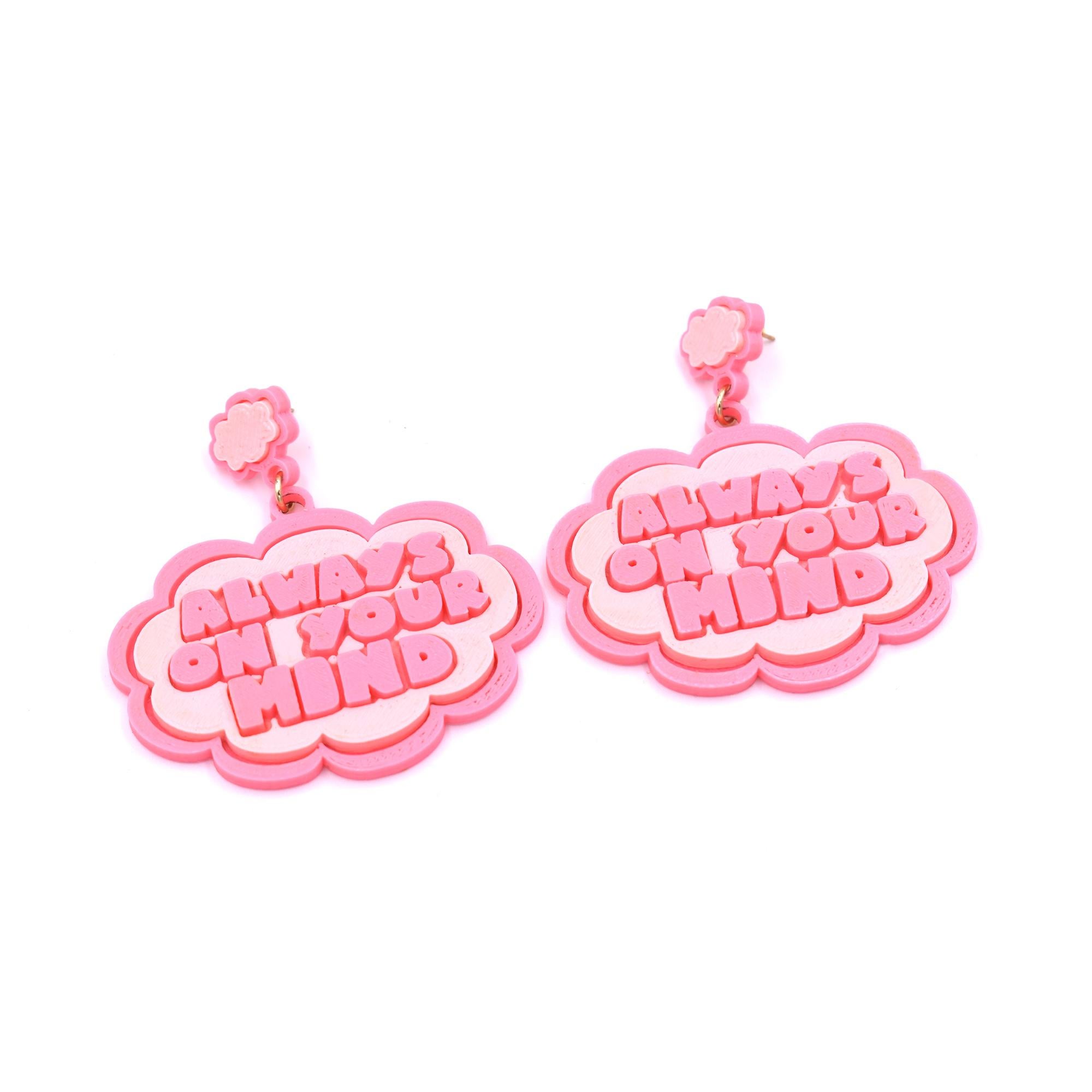 Contemporary 3d Printed I KNOW Speech Bubble Earrings Pink For Sale