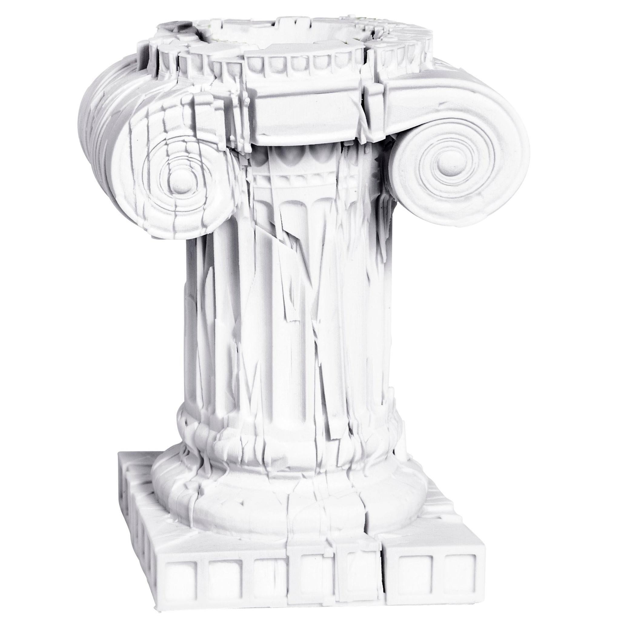 3D-Printed Porcelain "Them Romans" Vases
