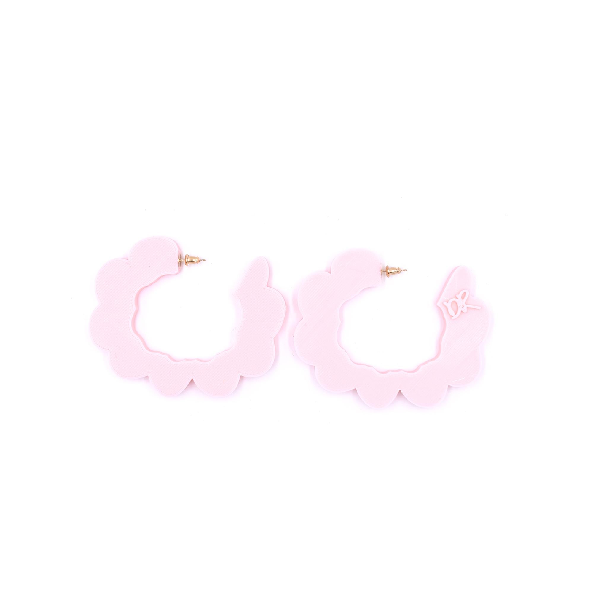 Can we pretend? These cloud shaped hoop earrings are 3d printed with premium PLA plastic
and finished with branded hypoallergenic gold plated posts. Very lightweight and super easy to style!

Featured in Cosmopolitan and L'Officiel Magazine!


