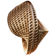 14 Karat Gelbgold Statement-Ring, einzigartig, zeitgenössisch, luxuriös, Diamanten