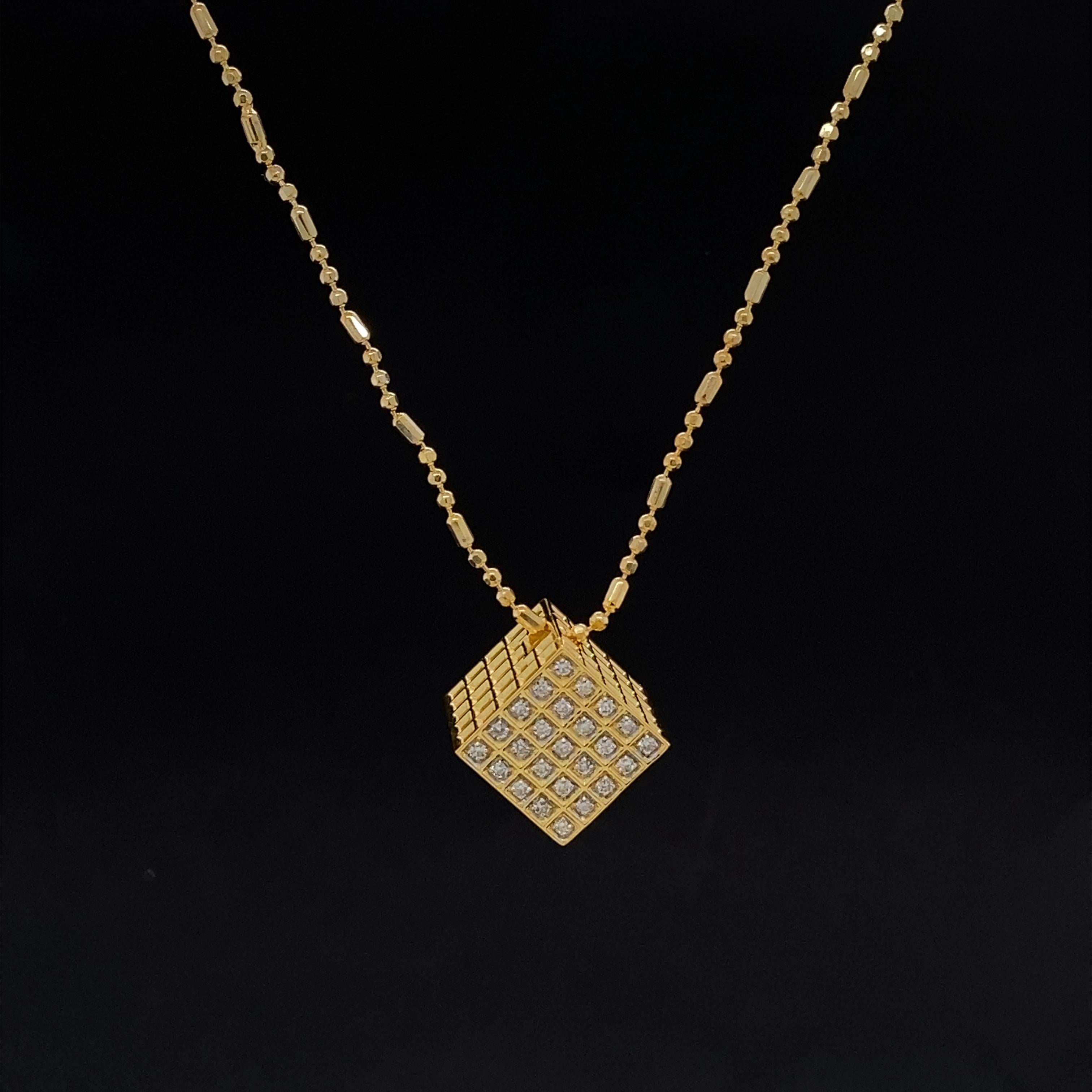 3D Solid Cube Diamond Pendant in 18k Solid Gold For Sale 6