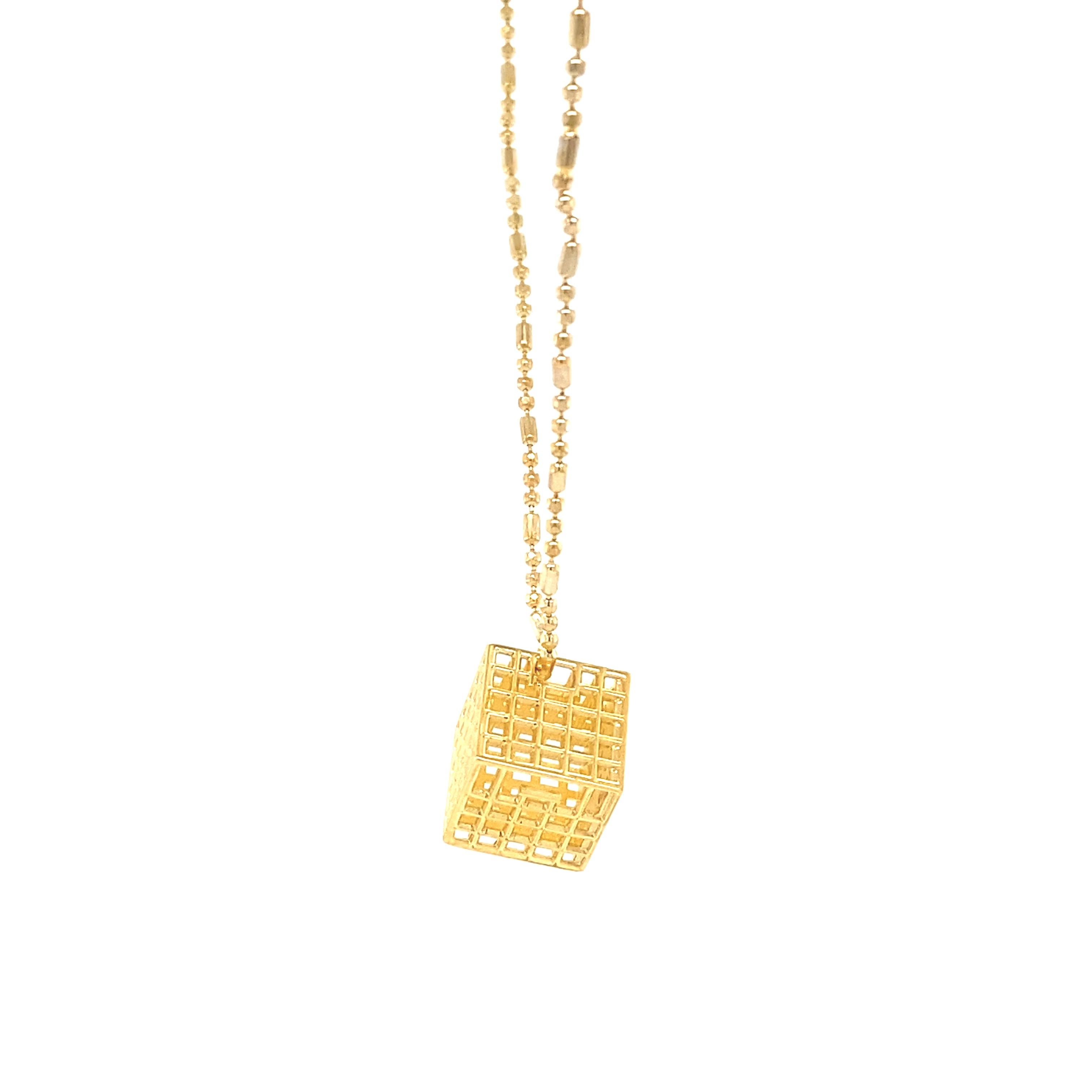 Art Deco 3D Solid Cube Diamond Pendant in 18k Solid Gold For Sale