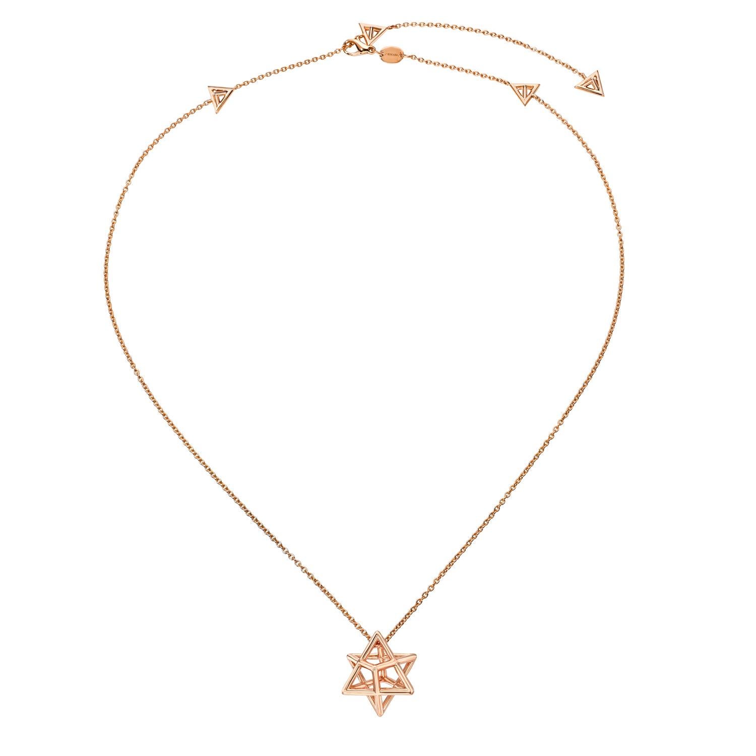 3D Star of David Necklace Gold Plated – A Unique Jewish Gift for Bar Mitzvah, Bat Mitzvah, and Weddings
Discover the perfect fusion of heritage, elegance, and modern spirituality with the 3D Star of David Necklace Gold Plated. A beautiful and
