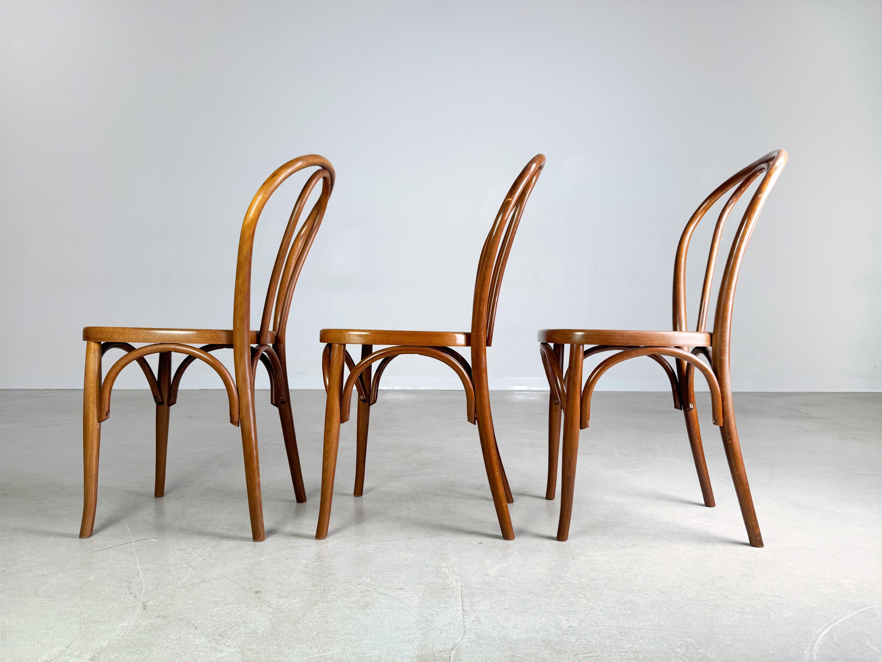 Bentwood 3er Set Bugholzstühle ähnlich Thonet Nr 18 Midcentury Bistrostuhl For Sale