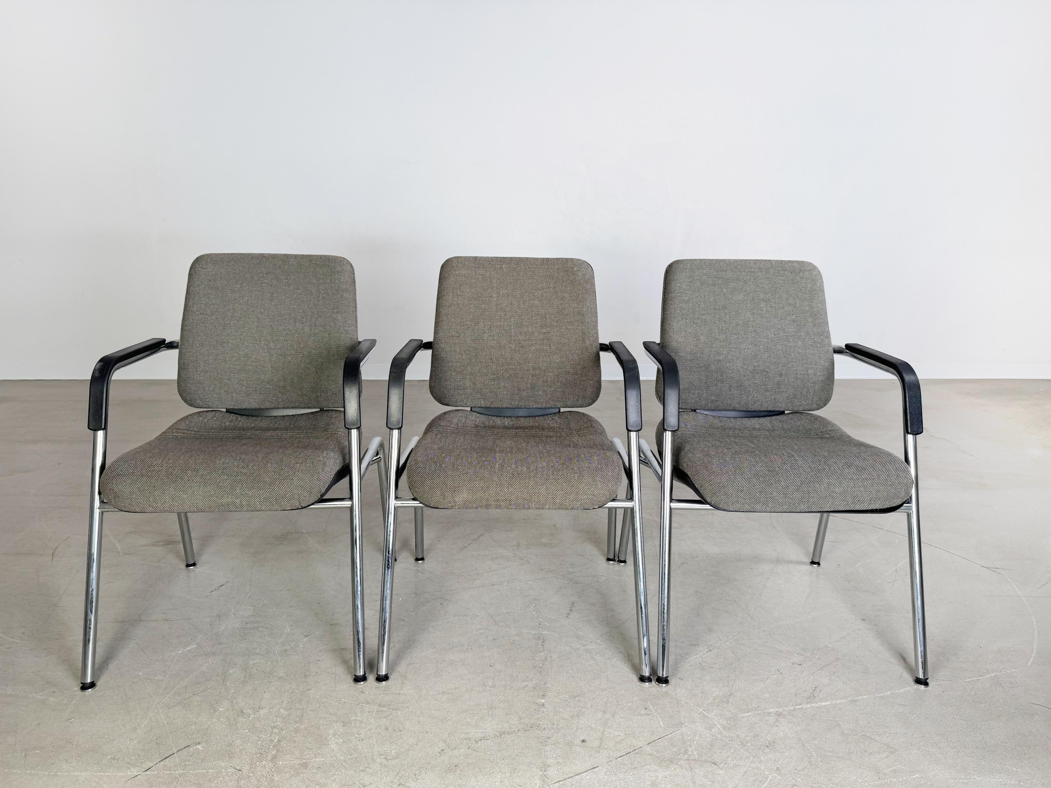 Mid-Century Modern 3er Set original Drabert Stühle Konferenzstuhl Armlehnen Vintage en vente
