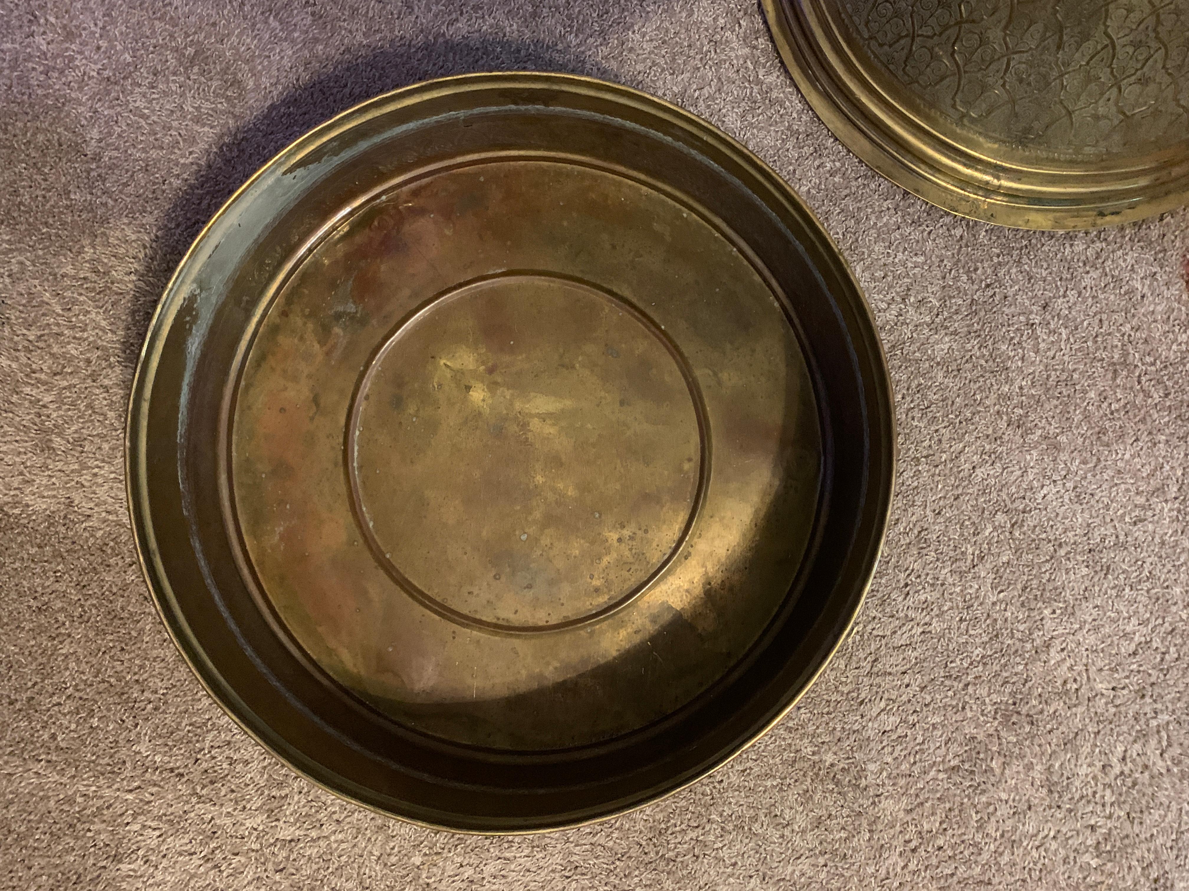 Brass Tagine In Good Condition For Sale In Fort Lauderdale, FL