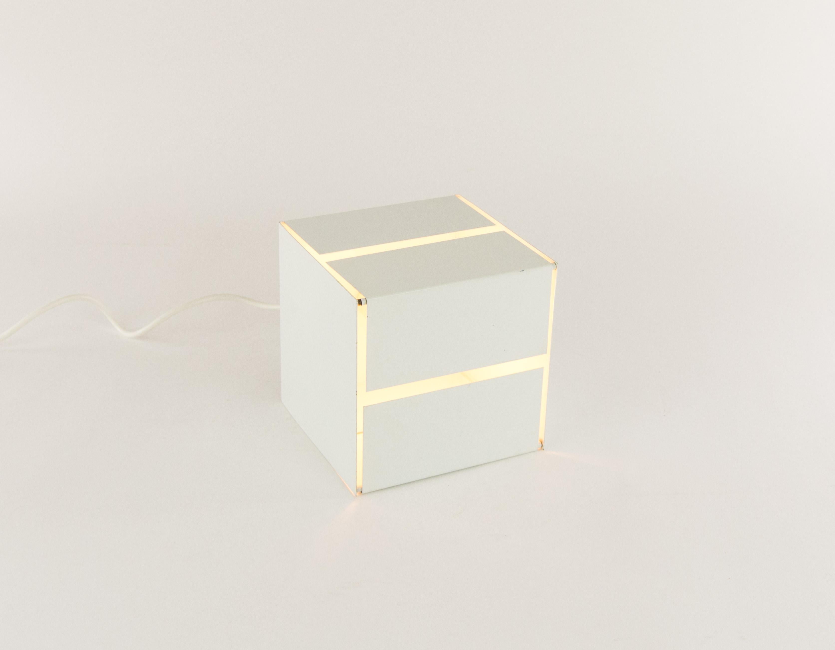 Modern 3H White Metal Cube Table Lamp by Paolo Tilche for Sirrah, 1970s