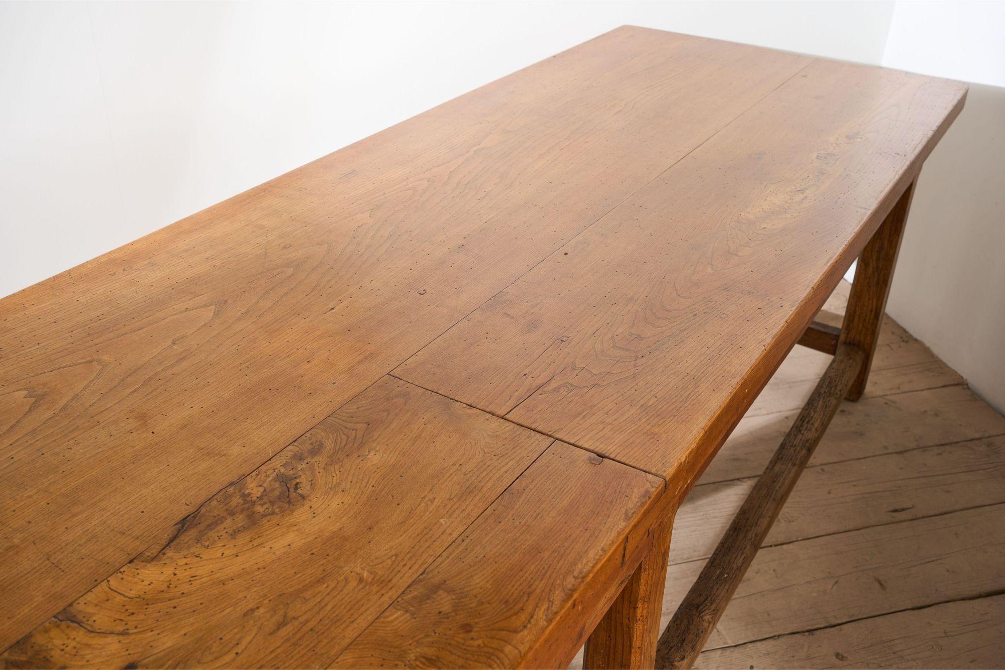 3M Italienischer Klostertisch aus Ulme des 19. im Angebot 8