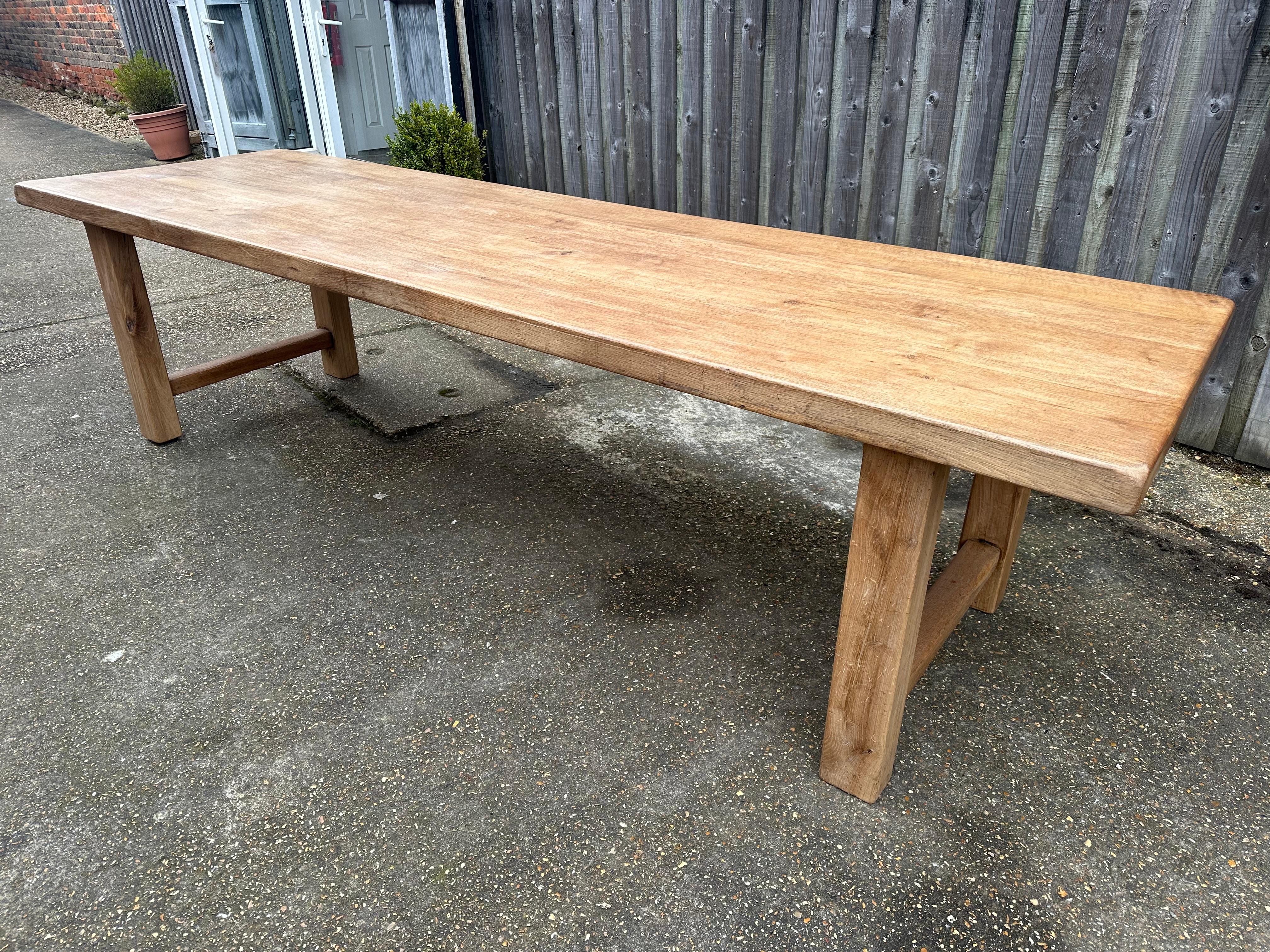 Fatto a mano 3M Pale Oak  Tavolo da cucina in vendita