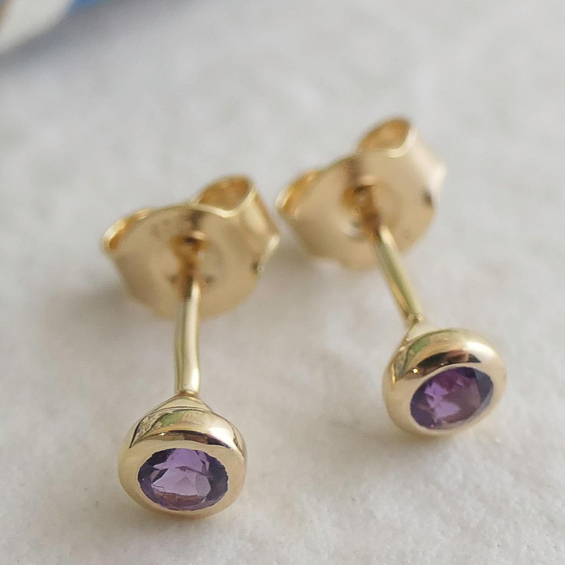 3 mm Amethyst vergoldete Sterlingsilber-Ohrstecker im Angebot 2