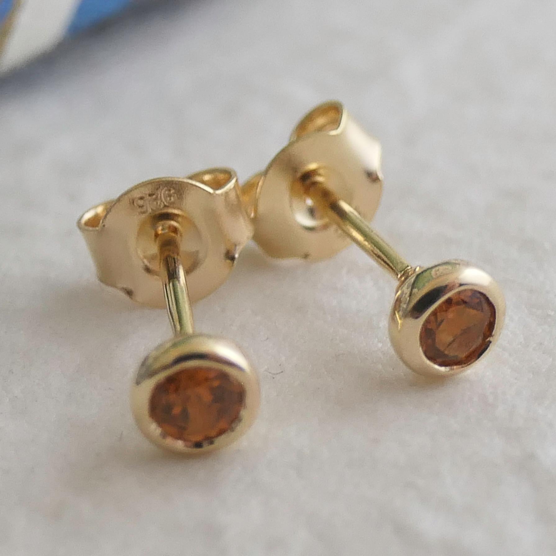 Round Cut 3mm Hessonite Garnet Gold Plated Sterling Silver Stud Earrings For Sale