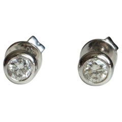 3mm Solitaire Natural Diamond Earring in 18k solid gold (T0.23ct Diamond Bezel)