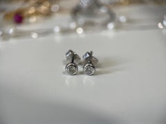 3mm Solitaire Natural Diamond Earring in 18k solid gold (T0.23ct Diamond Bezel)