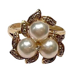 3pcs Akoya Pearl with 14k Yellow Gold Ring with Diamonds
