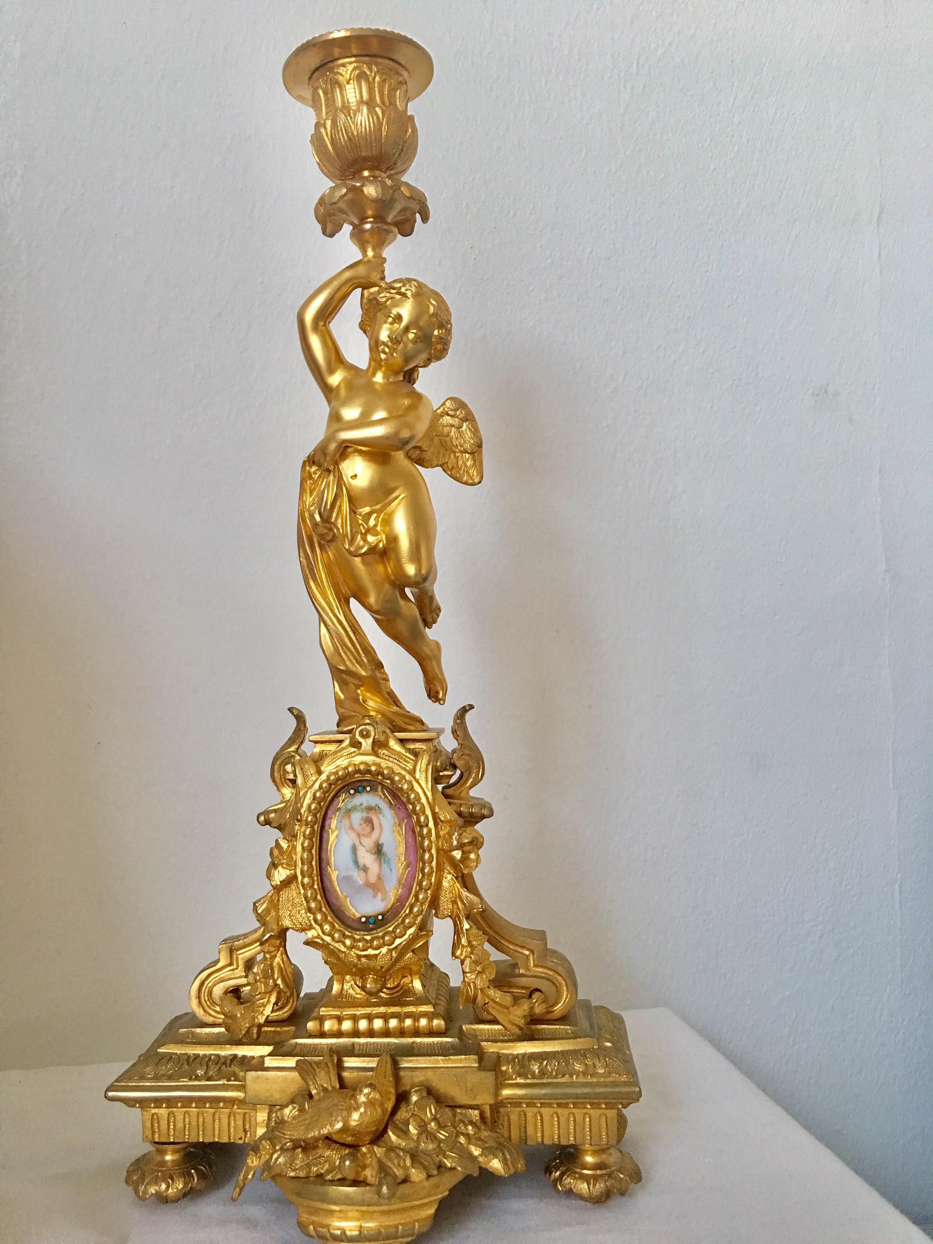 3pcs Set Porcelain Ormolu French Clock Signed Howell James & Co. “To the Queen” In Good Condition For Sale In London, Nottinghill