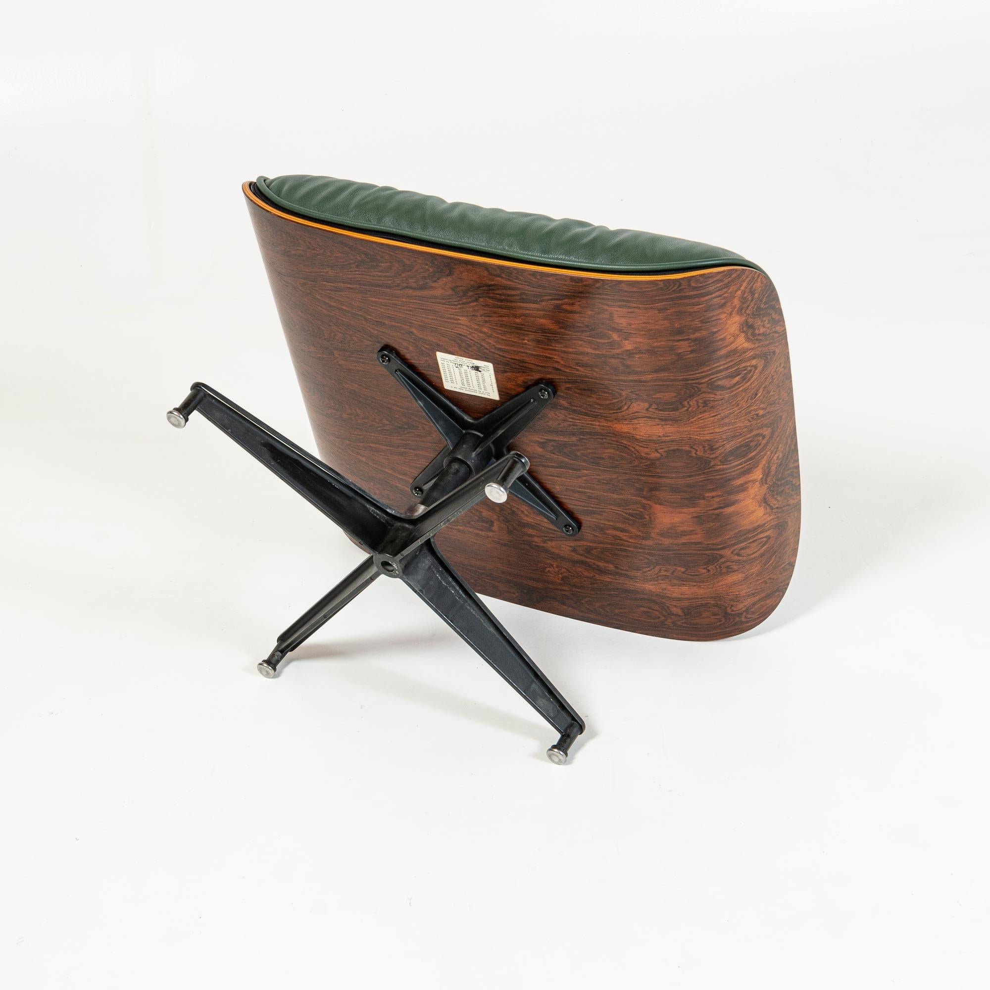 3rd Gen Eames Loungesessel 670-671 aus elmo Baltique Waldgrünem Leder 7