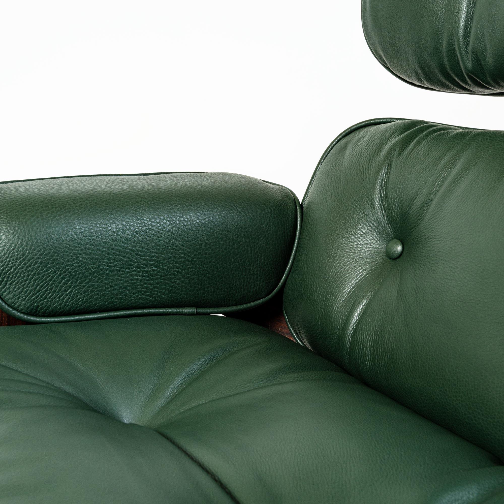 Mid-Century Modern 3rd Gen Eames Lounge Chair 670-671 in Elmo Baltique Forest Green Leather