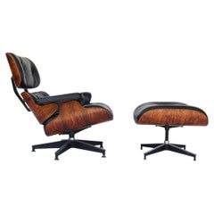 Retro  Brazilian Rosewood Eames Lounge Chair and Ottoman for Herman Miller 