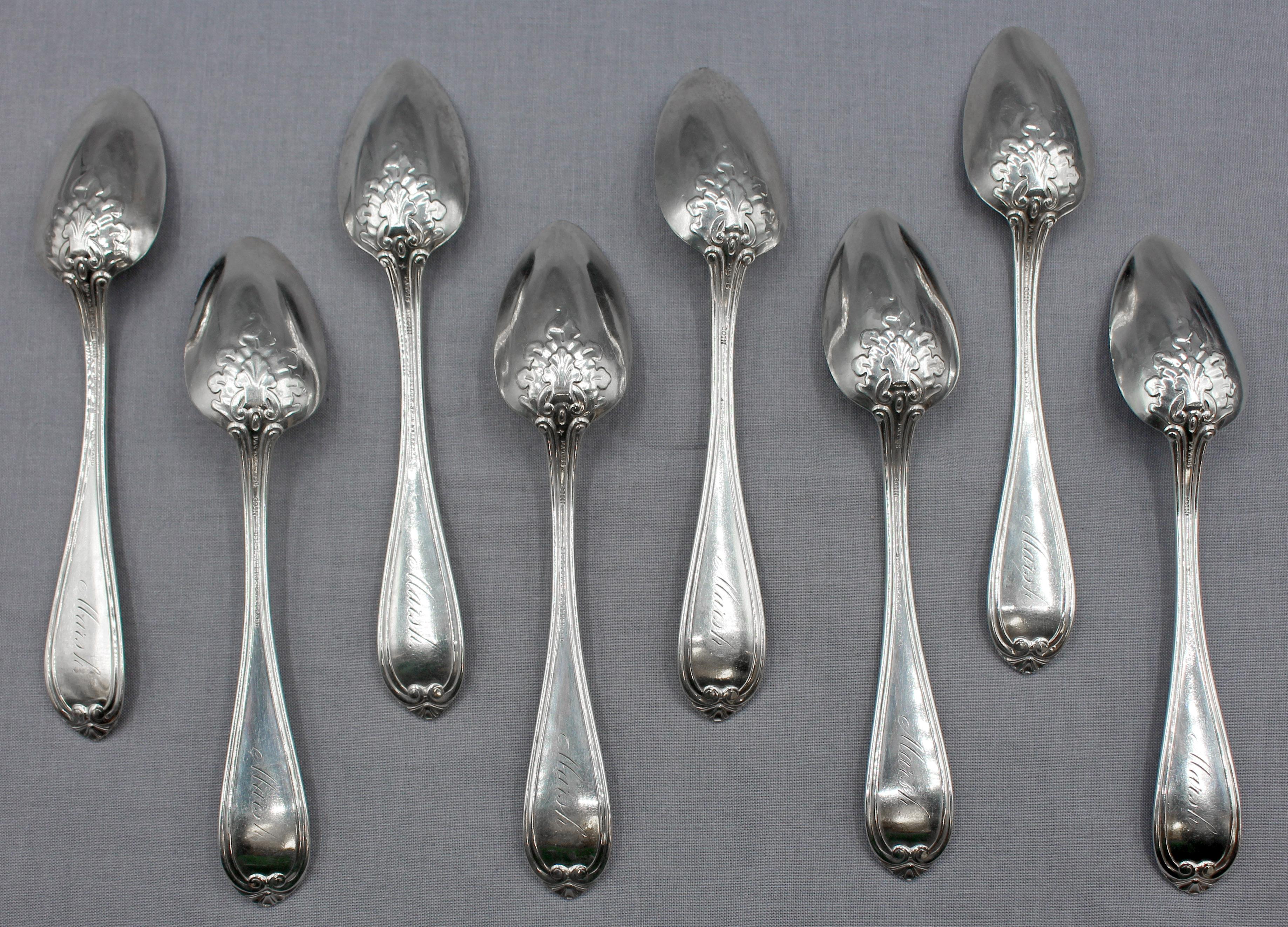 Set di 8 cucchiaini in argento di Gorham, americano, del terzo quarto del XIX secolo. Un elegante set nel modello 