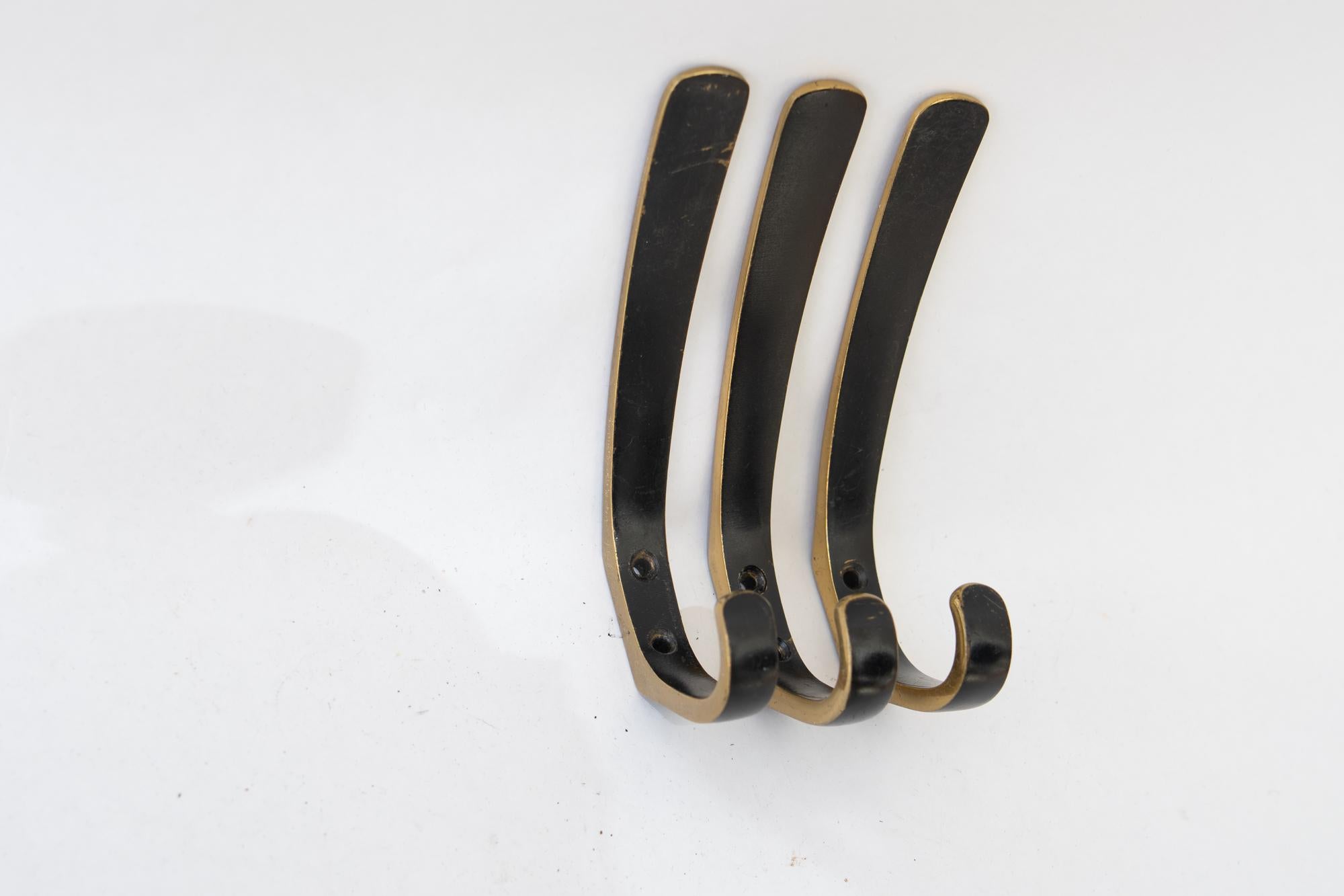 3x Ganci di Hertha Baller, circa anni '50 ( annuncio del costruttore )
Condizioni originali