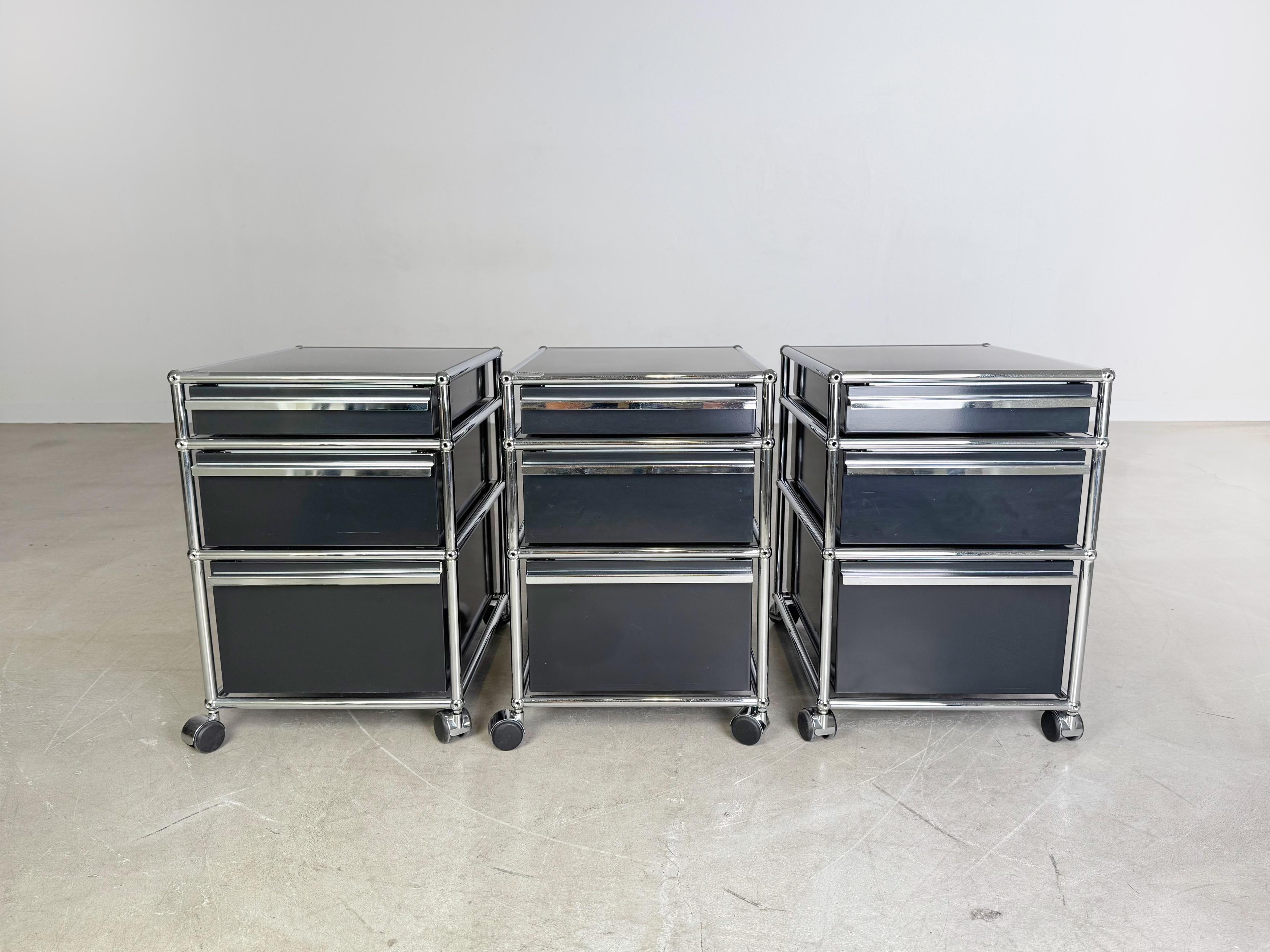 Svizzero 3x USM Haller Rollcontainer Büroschrank Fritz Haller Design schwarz in vendita