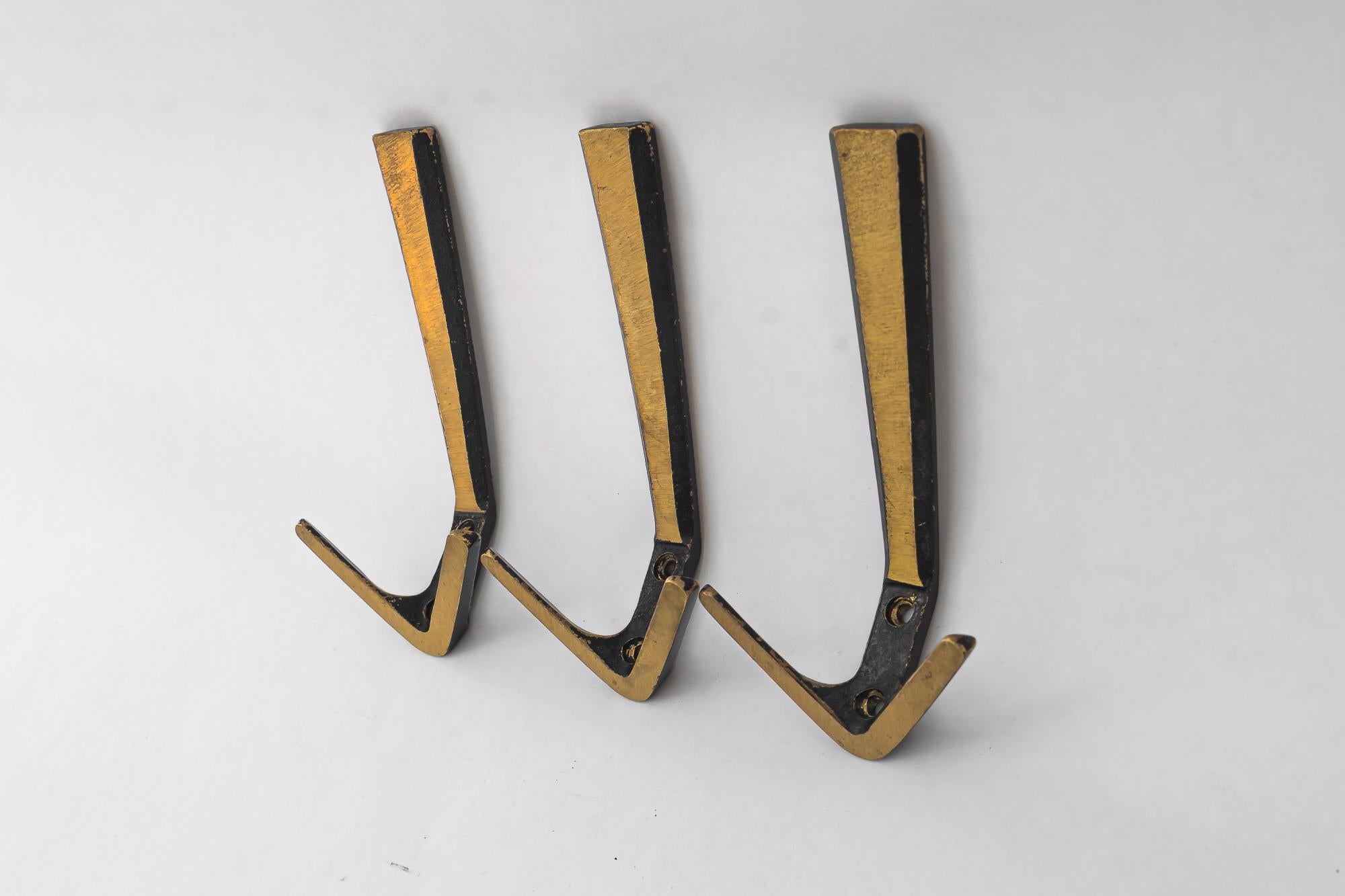 3x Ganchos de pared de Herta Baller, hacia los años 50 
Estado original