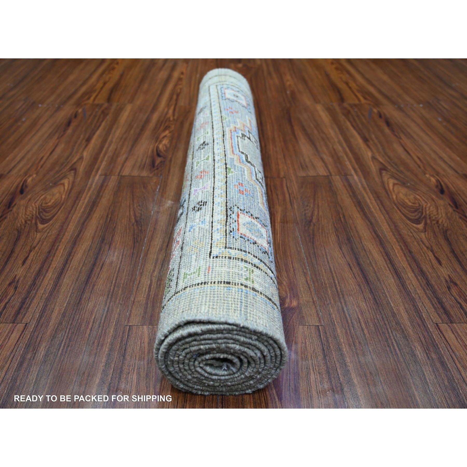 3'x10' Taupe Reine Wolle Afghan Angora Oushak Hand geknüpft Läufer Teppich (Handgeknüpft) im Angebot