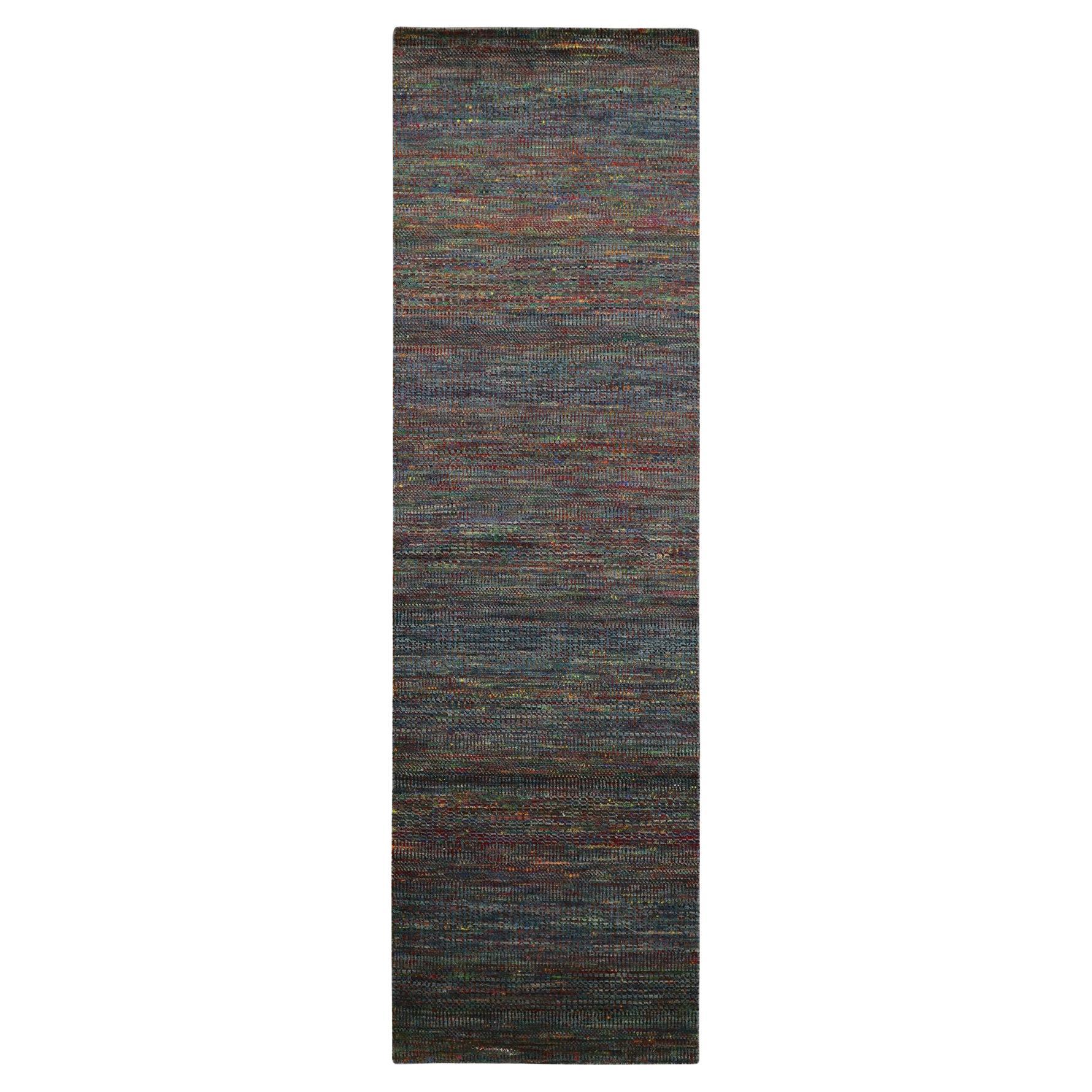 Tappeto Runner in lana e seta blu cobalto annodato a mano con disegno di erba colorata 3'x10'2" in vendita