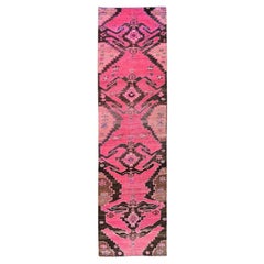 3'x11'4" Hot Pink Overdyed Vintage Persian Hamadan Hand Knotted Wool Runner Rugs (Tappeto da corsa in lana annodata a mano)