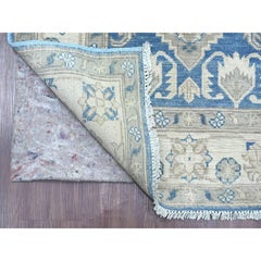 Tappeto Runner in lana annodato a mano 3'x11'6" blu dal look vintage Kazak con medaglioni