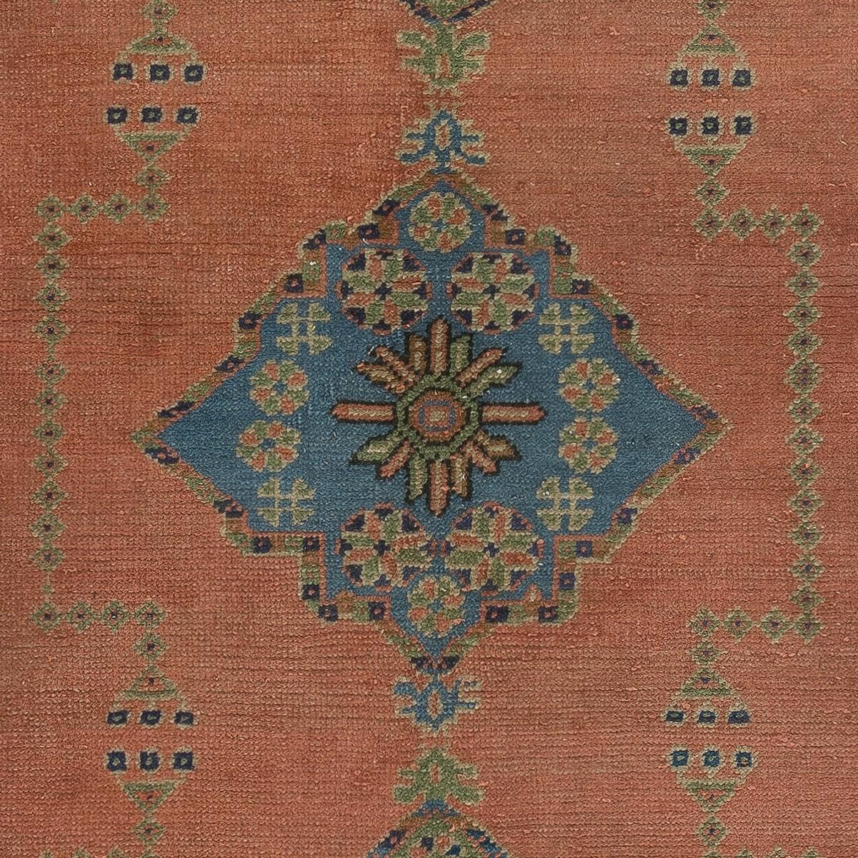 3x11.7 Ft 1960s Runner Rug for Kitchen. Handmade Hallway Rug. Turkish Stair Rug In Good Condition For Sale In Spring Valley, NY