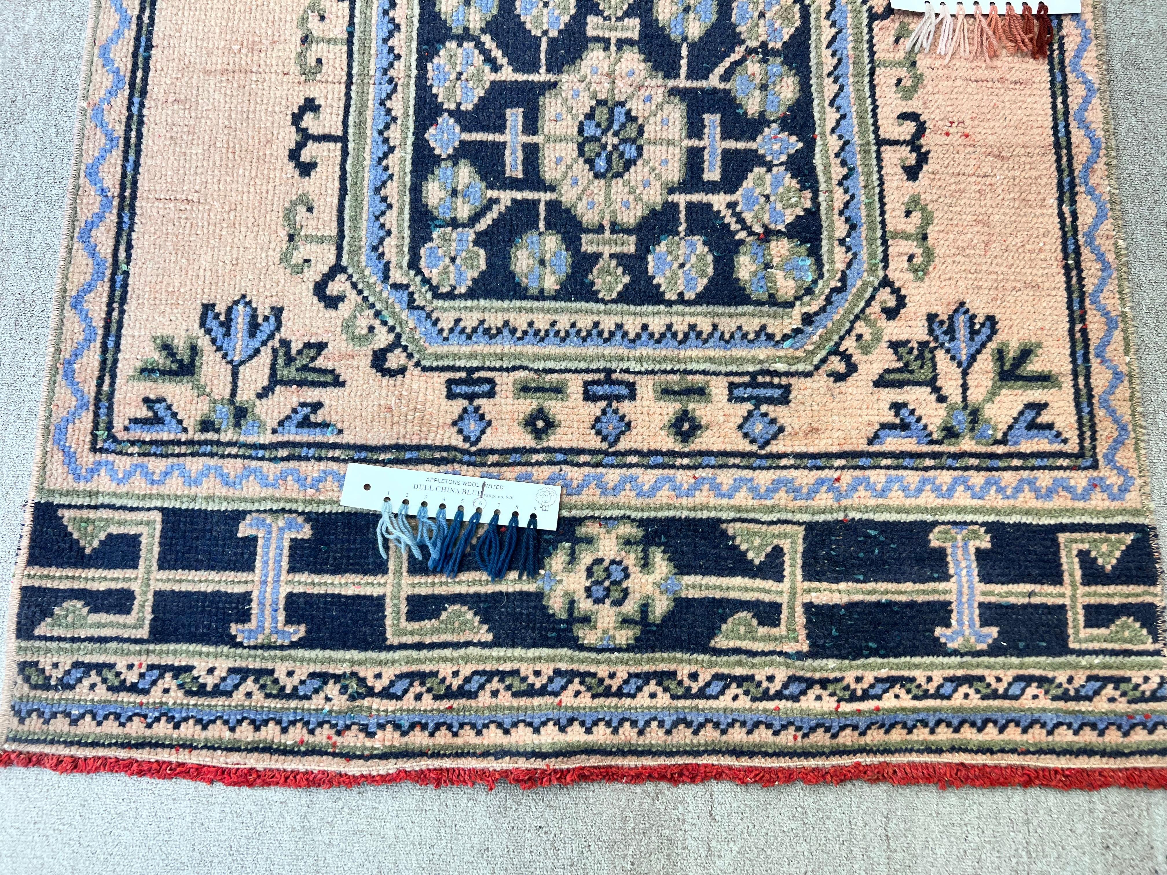 Alfombra de Anatolia Vintage de 3x11,7 pies para pasillo. Alfombra de pasillo hecha a mano Anudado a mano en venta