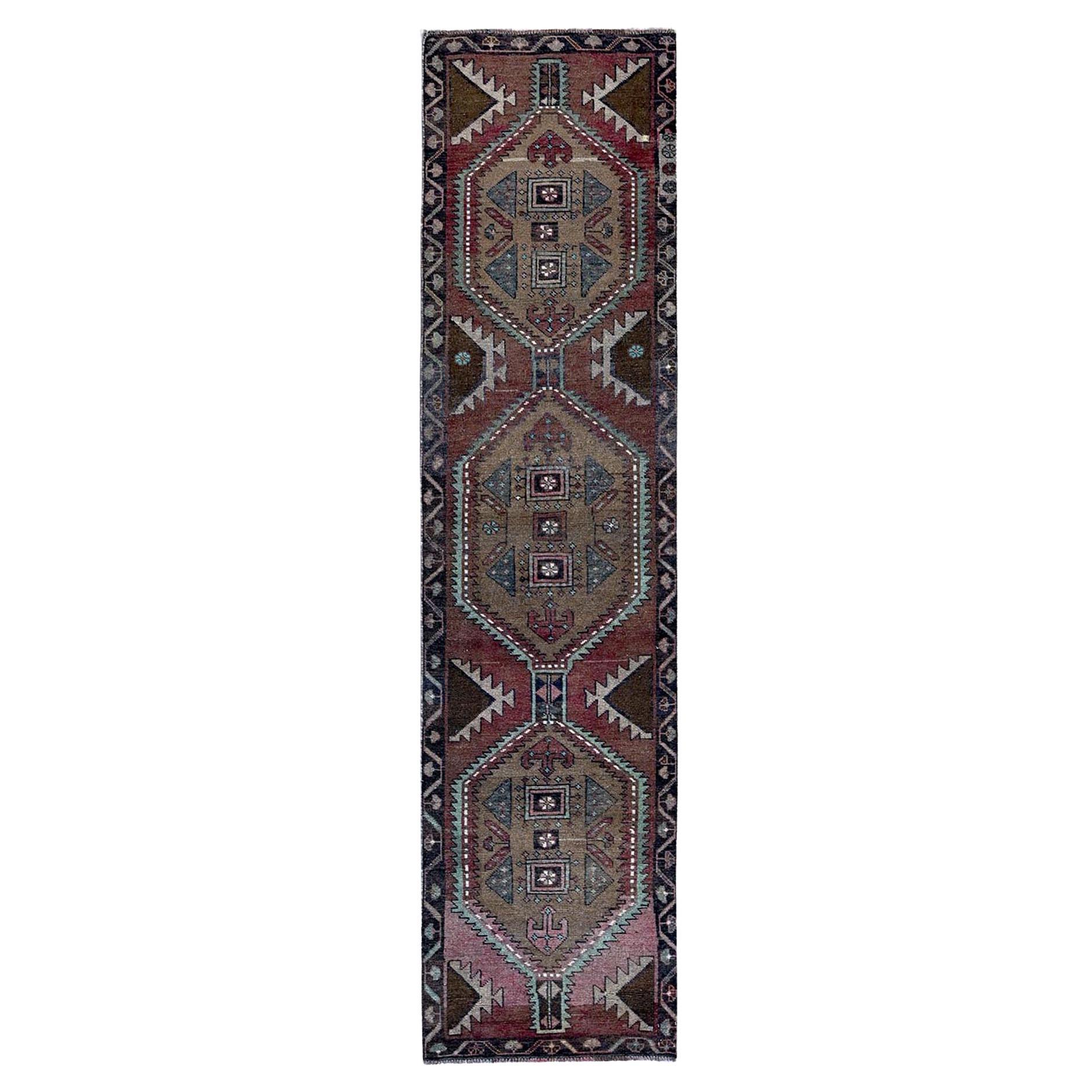 3'x12'1" Weinrot Vintage Nordwestlicher persischer handgeknüpfter Läufer aus reiner Wolle