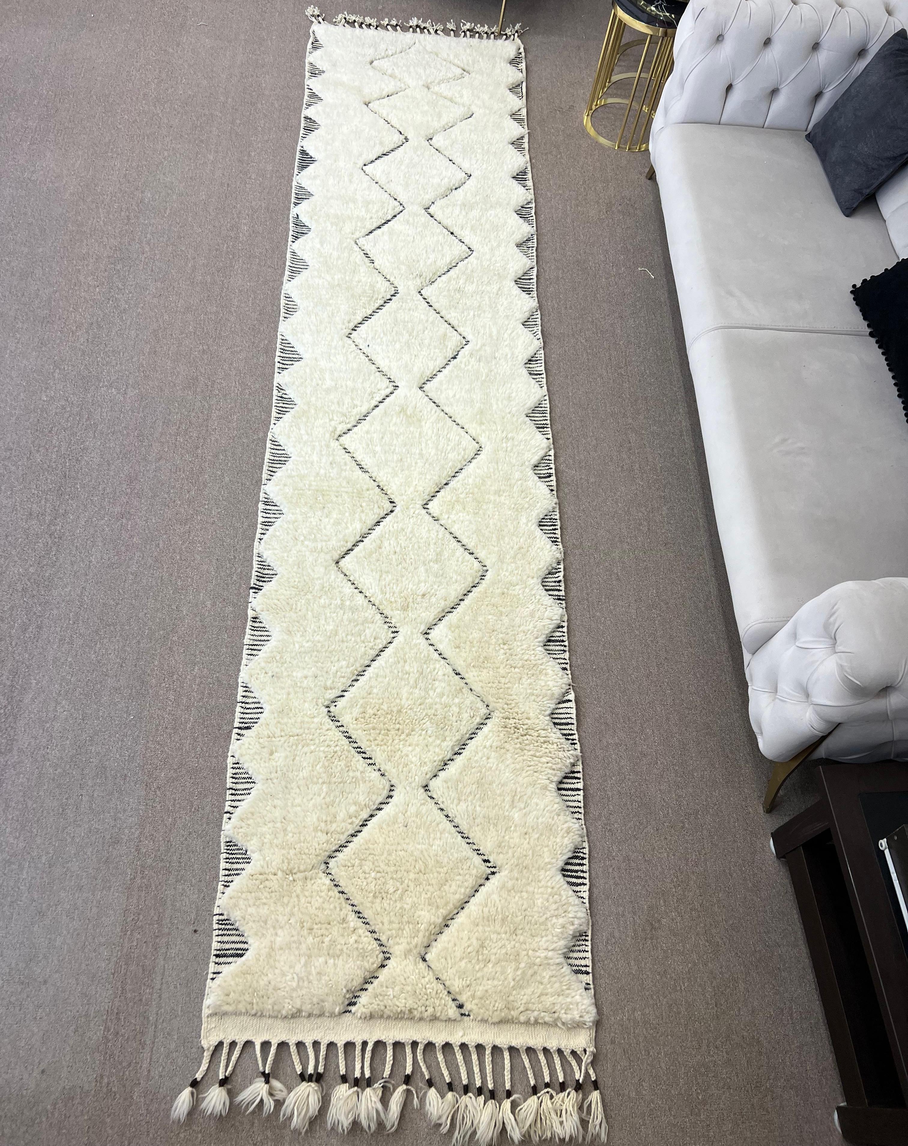 3x12.2 Ft Moderner handgefertigter Tulu-Läufer für Flur. Kundenspezifische Optionen verfügbar im Angebot 1