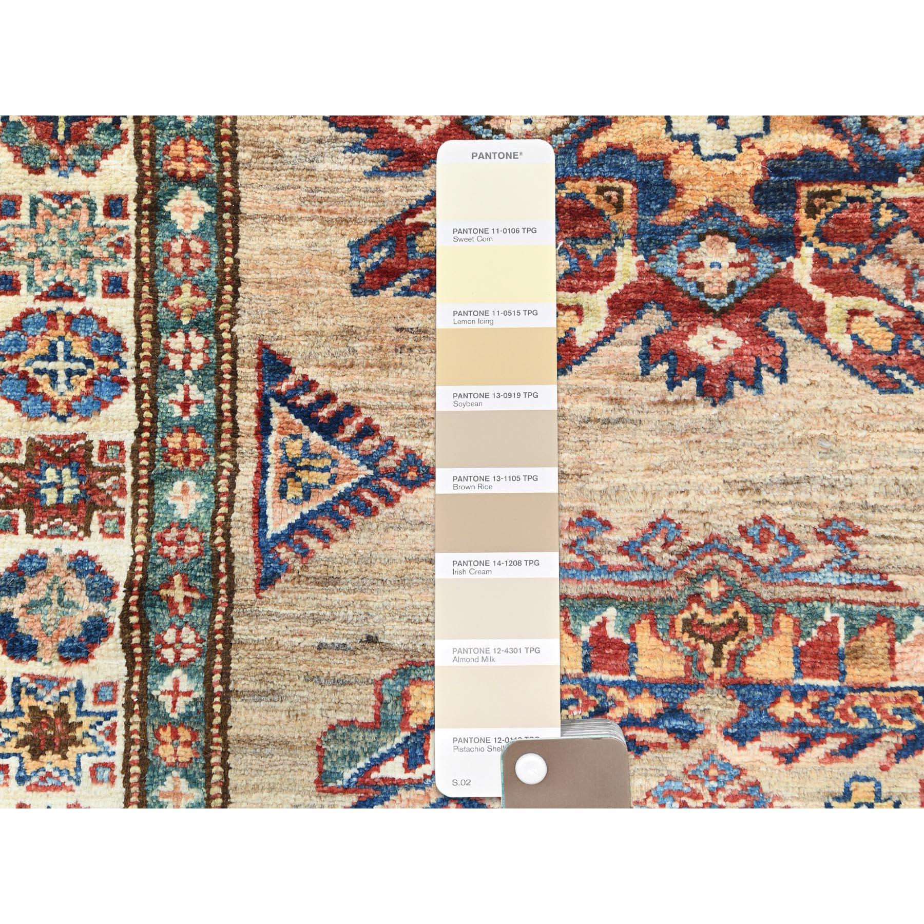 Noué à la main 3'x13'6