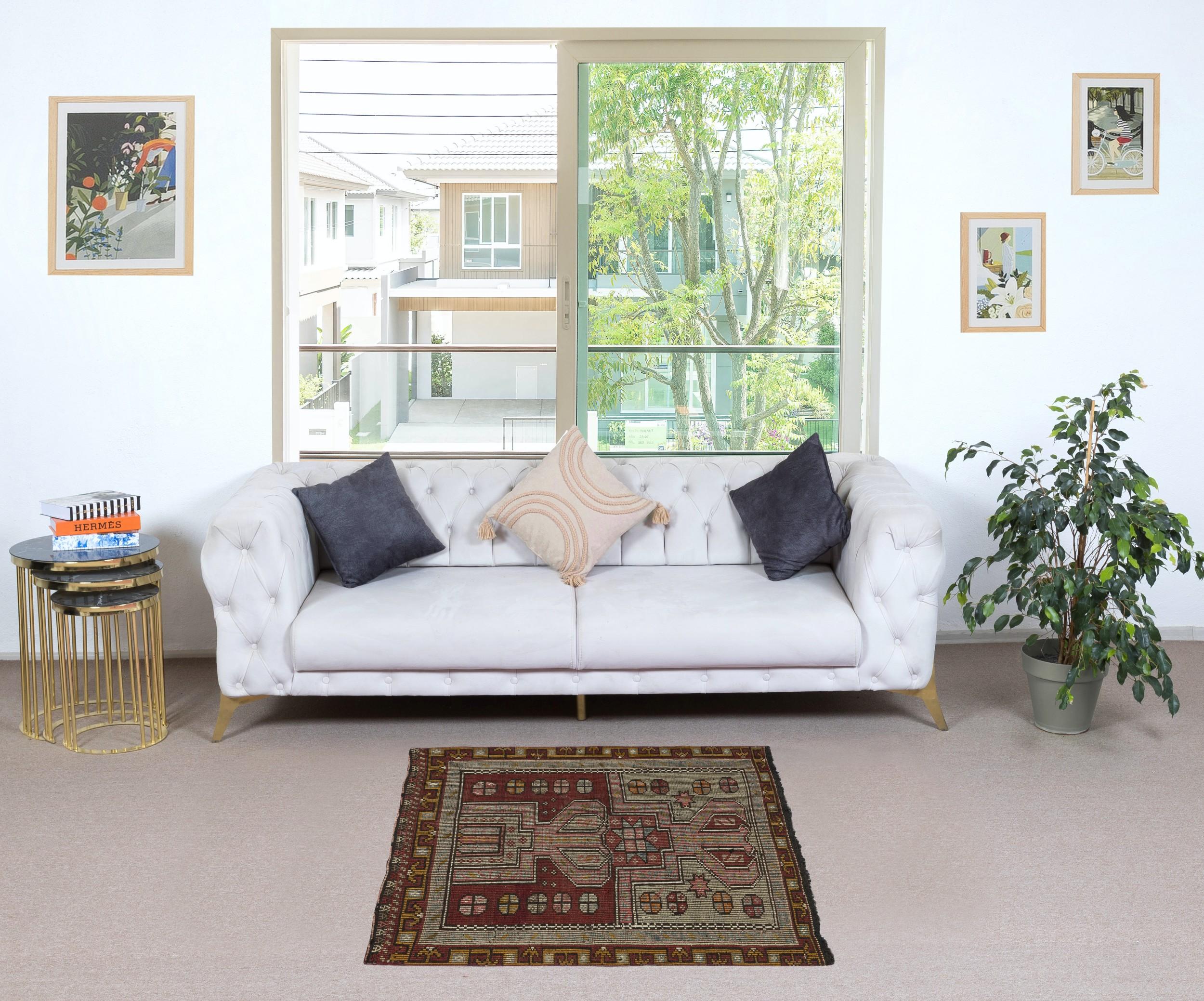 This attractive flat-weave rug is handwoven in fine local wool to create a sturdy floor covering. This type of Kilims (woven in the intricate 