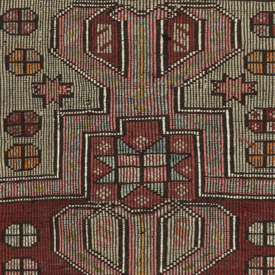 Late 20th Century 3x3.8 Ft Vintage Hand-woven Kilim. 100% Wool. Vintage Flat-Weave Turkish Rug For Sale