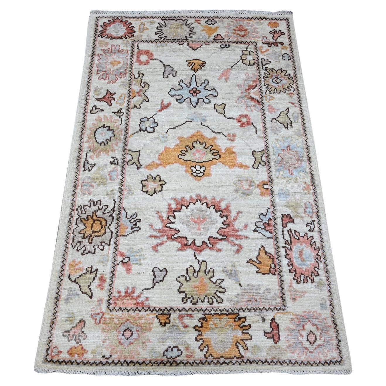 3'x4'10" Lexicon White Village Medallions Angora Oushak Oriental Rug For Sale