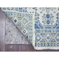 3'x4'9" Elfenbeinfarbener Vintage Look Kazak mit geometrischem Muster Handgeknüpfter Wollteppich