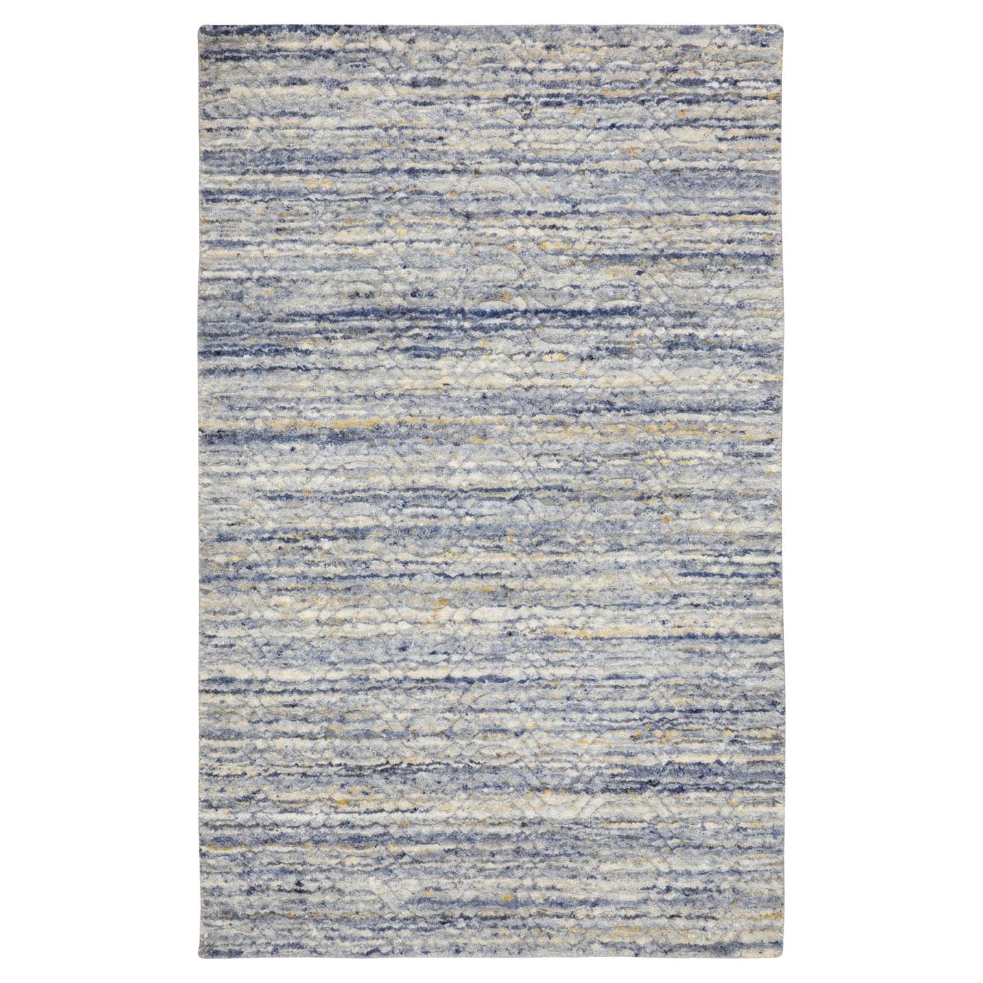 3
x5
 Blue Variegated Text Design Hand Loomed Pure Wool Modern Oriental Rug (Tapis d
Orient moderne)