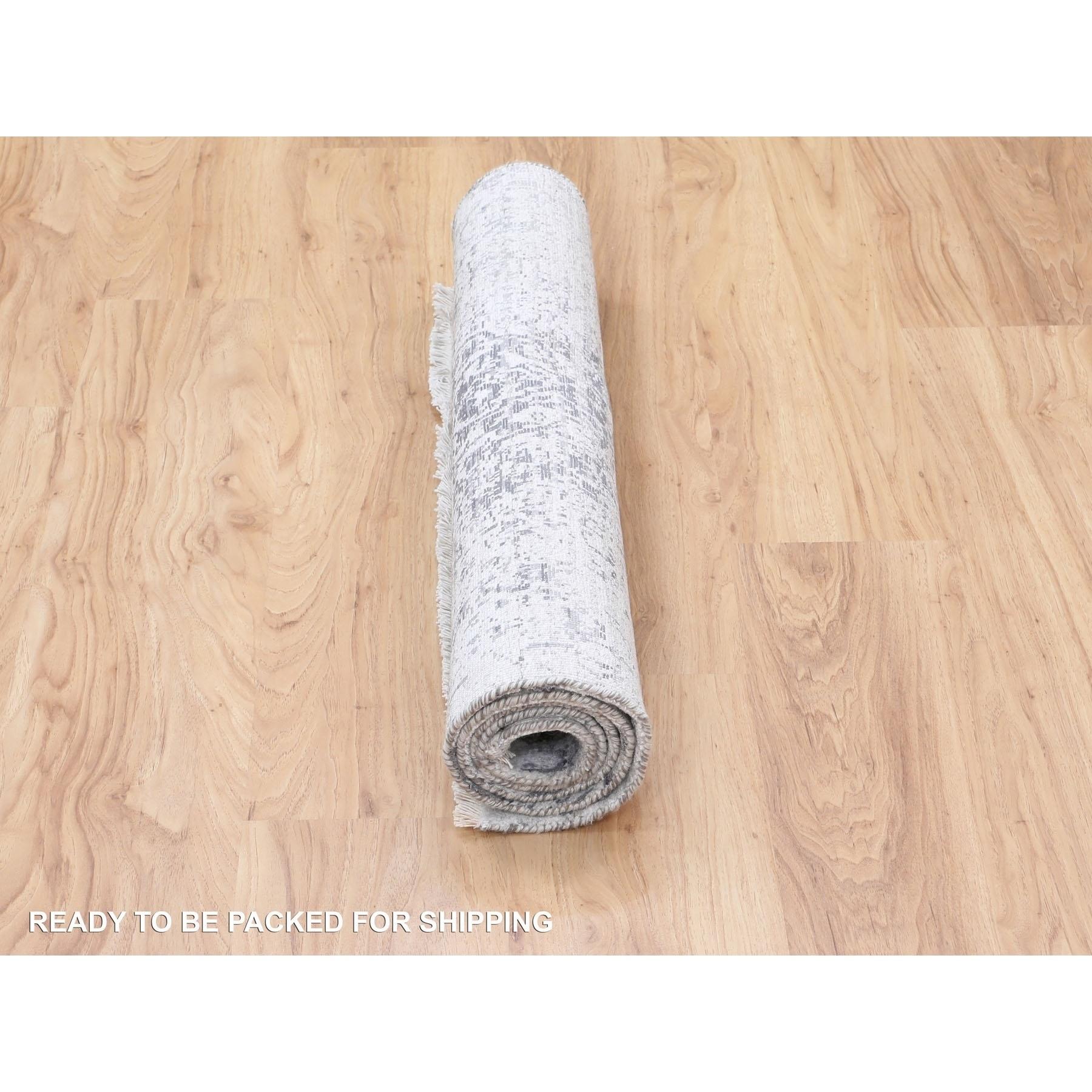 3'x5' Broken Persian Design Handgeknüpfter orientalischer Teppich aus Wolle und reiner Seide (21. Jahrhundert und zeitgenössisch) im Angebot