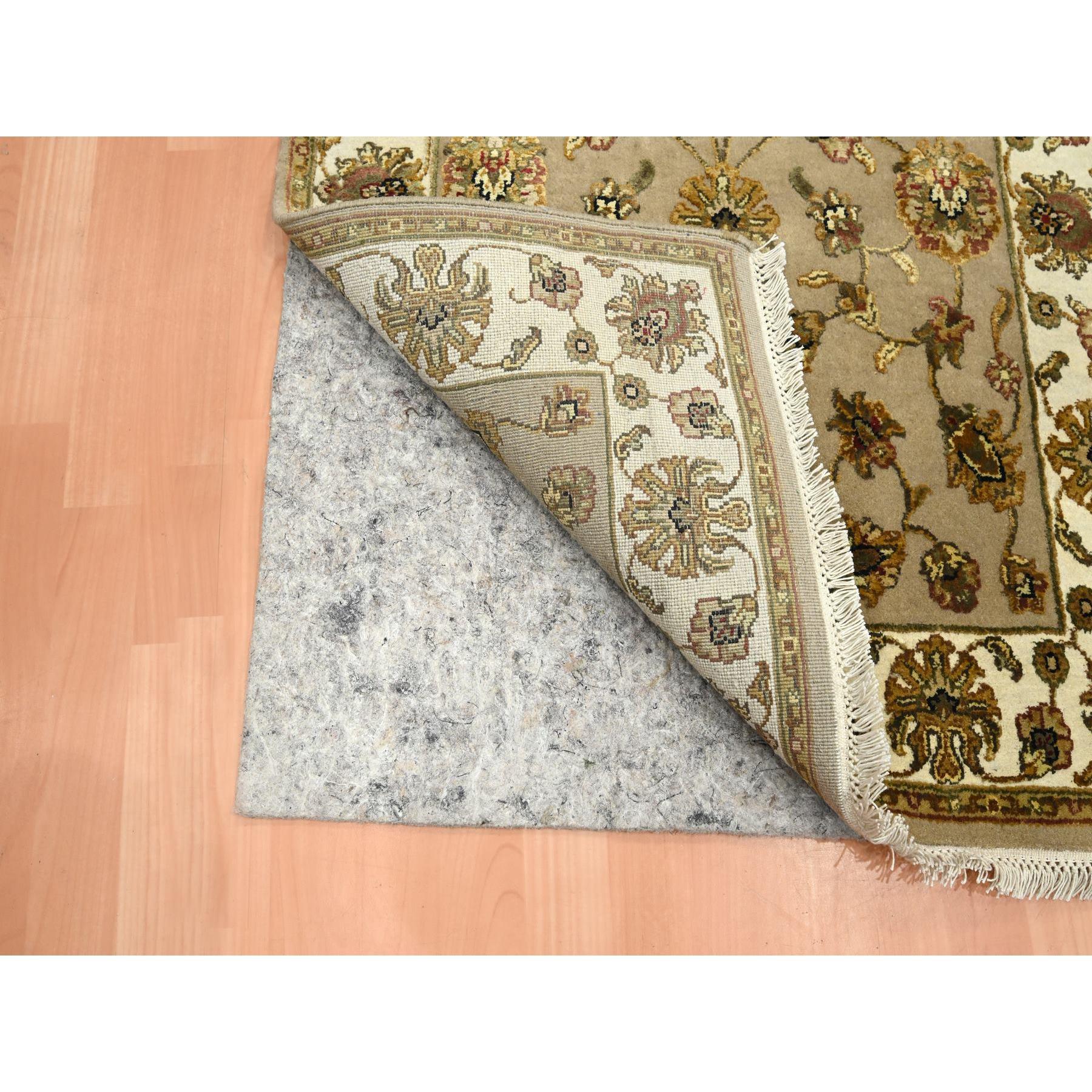 Medievale 3'x5' Marrone Rajasthan Leaf Design Tappeto orientale in lana e seta annodato a mano in vendita